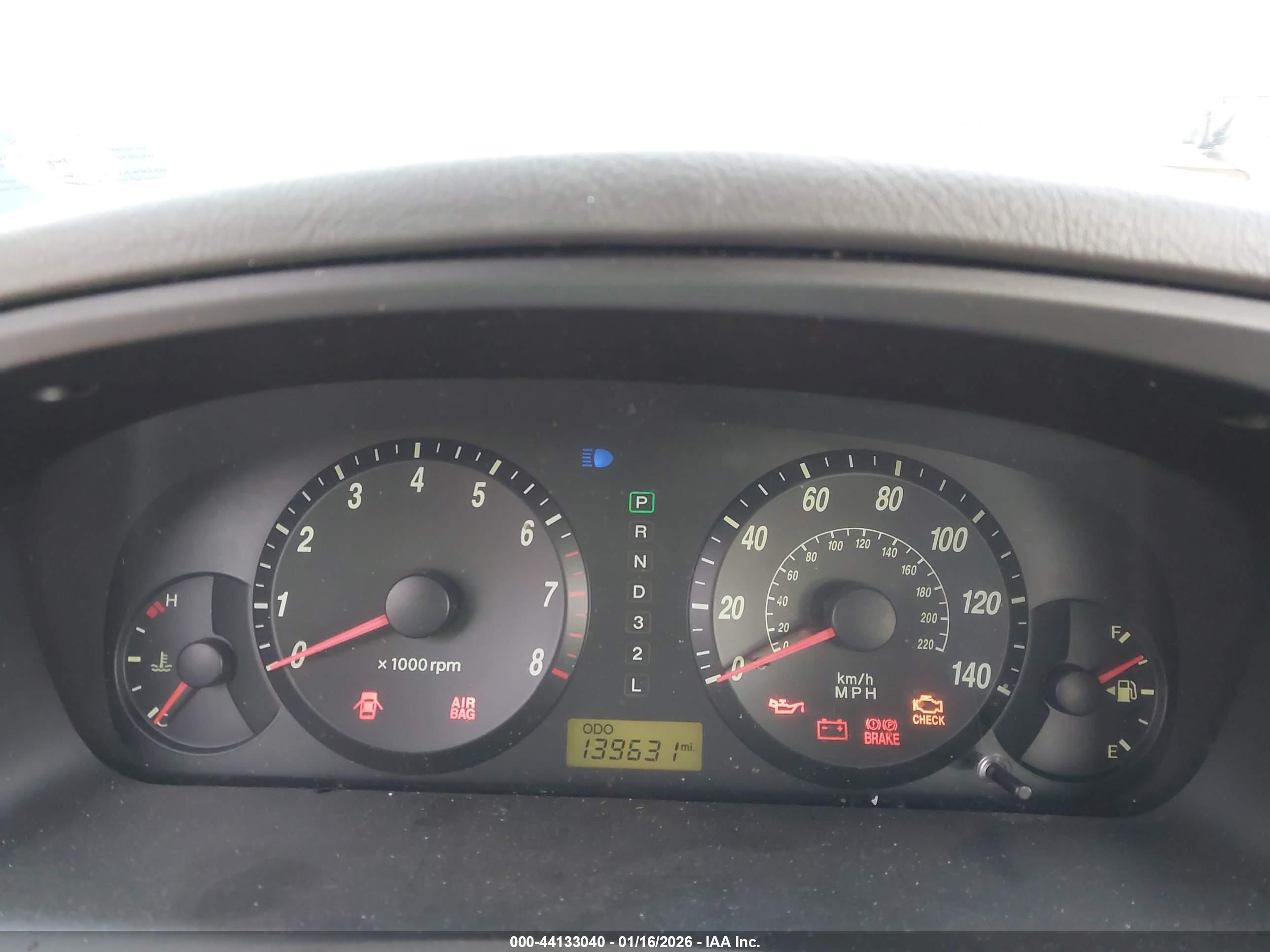 HYUNDAI ELANTRA image 7