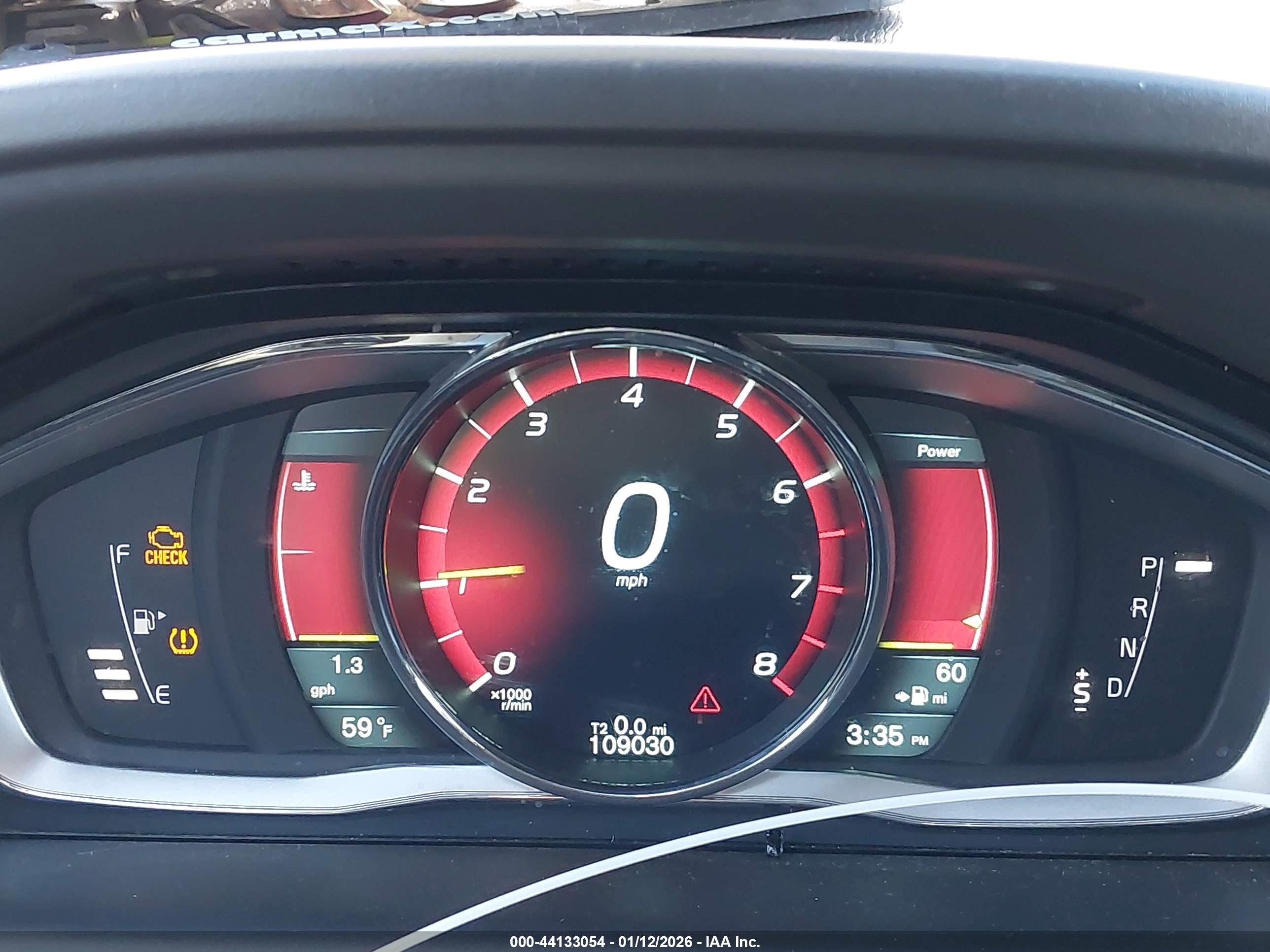 VOLVO XC60 image 7