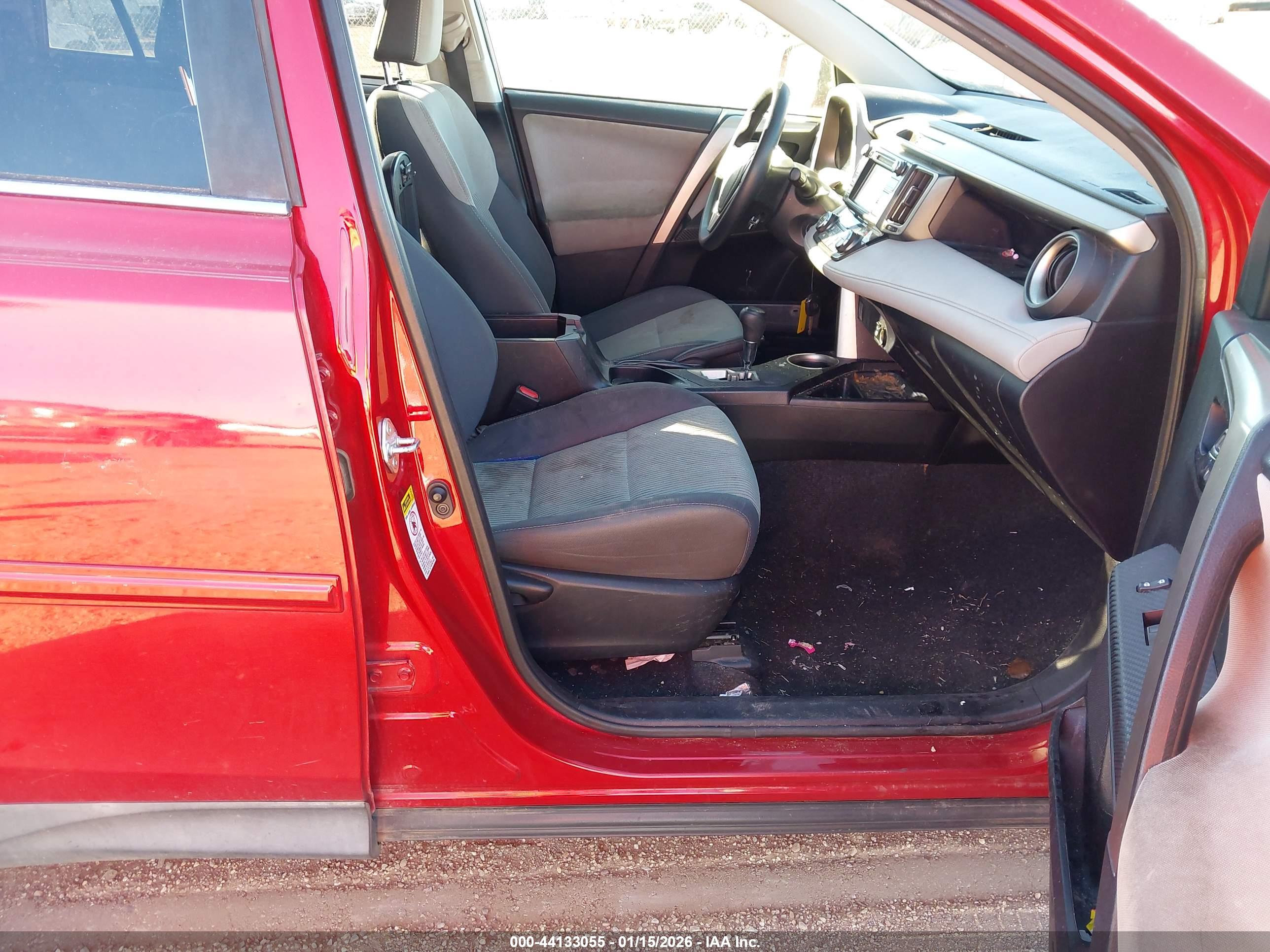 TOYOTA RAV4 image 5