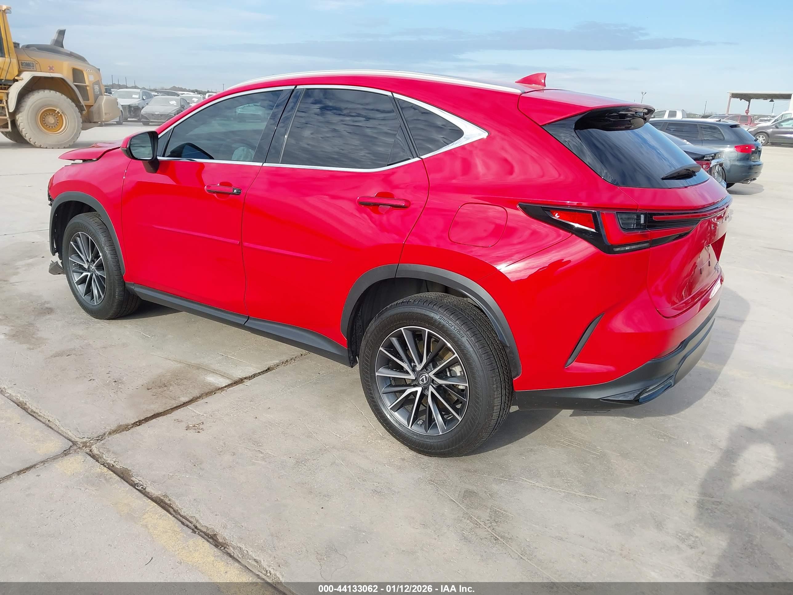 LEXUS NX image 3