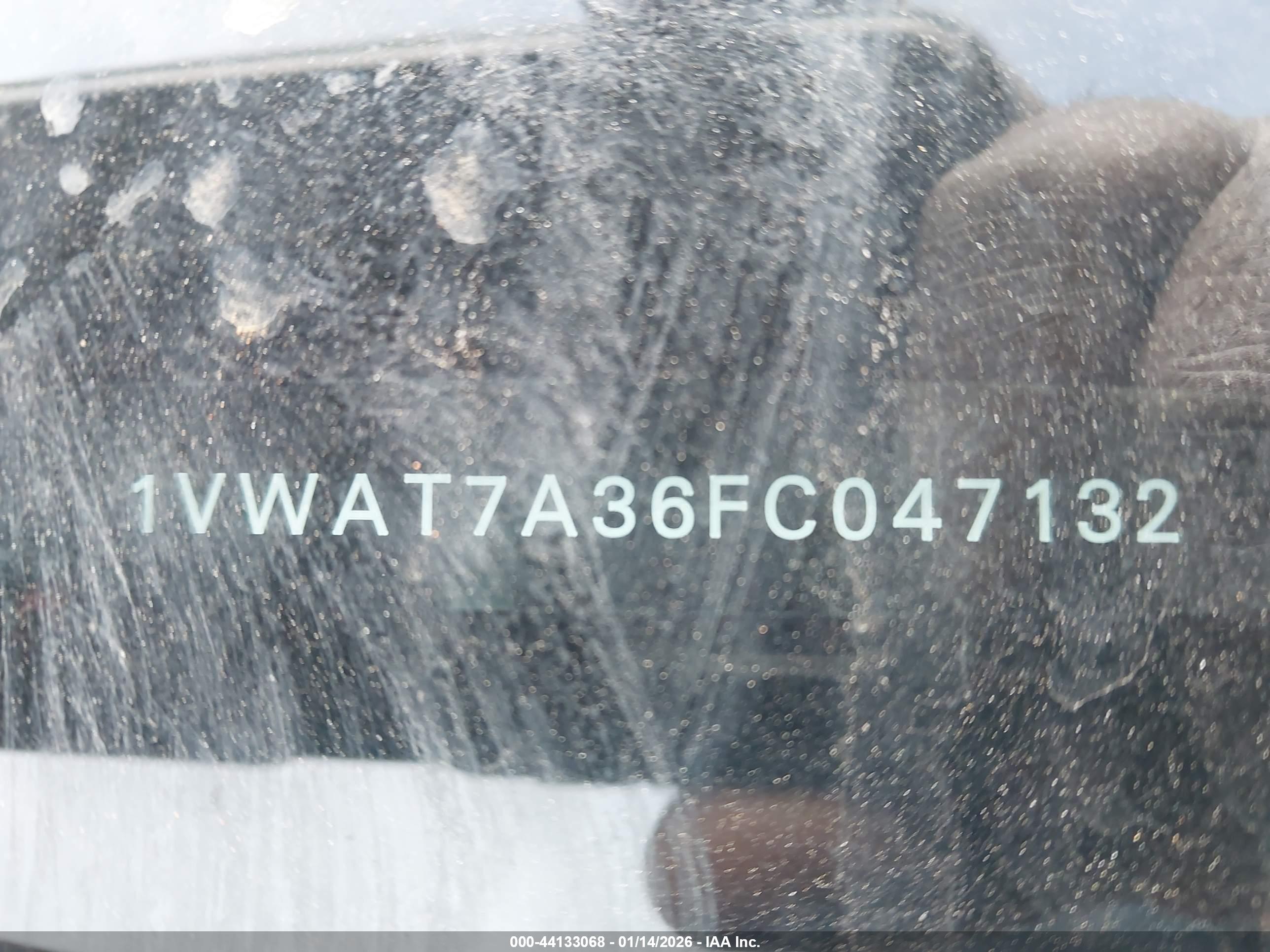 VOLKSWAGEN PASSAT image 9