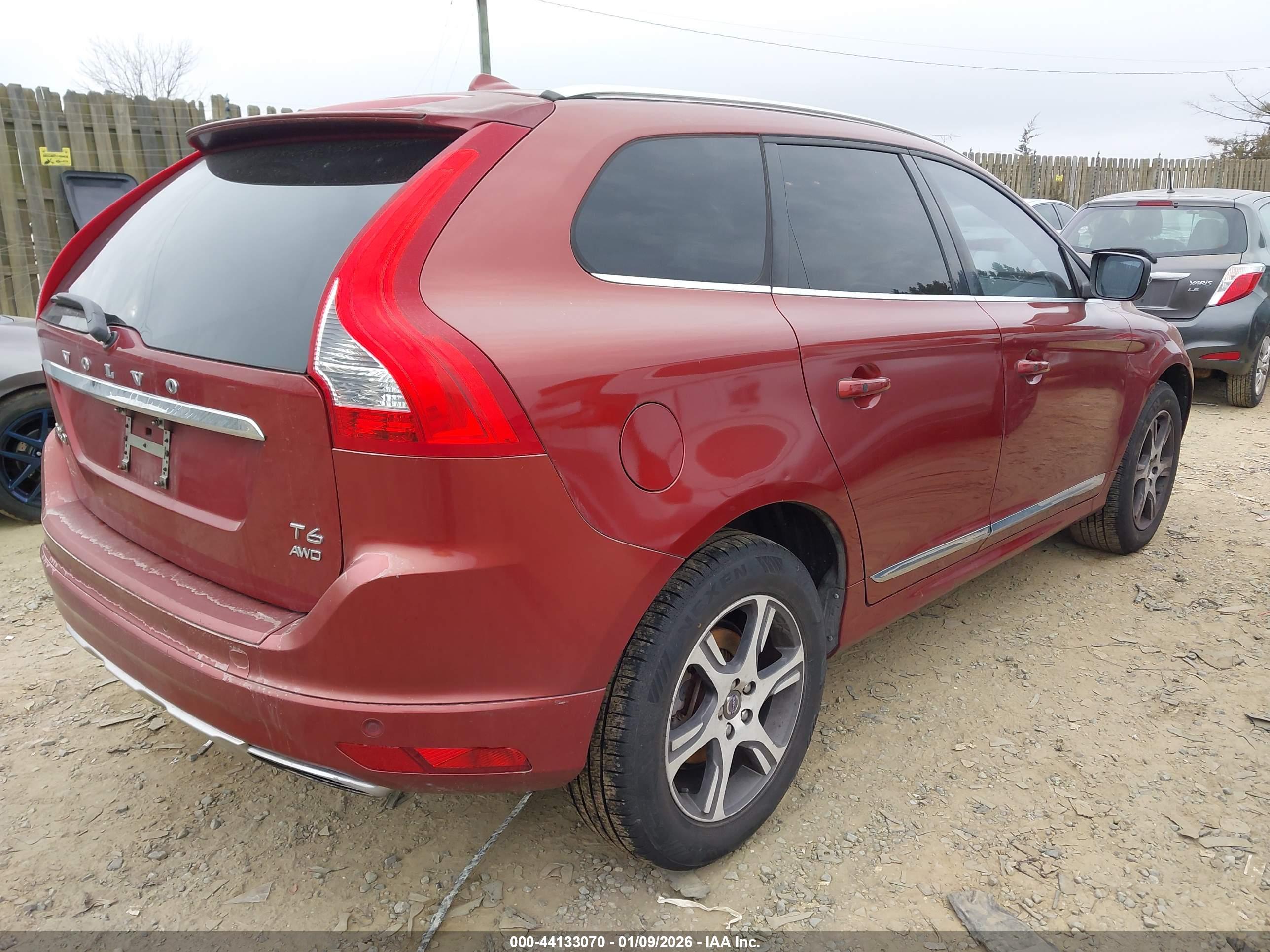 VOLVO XC60 image 4