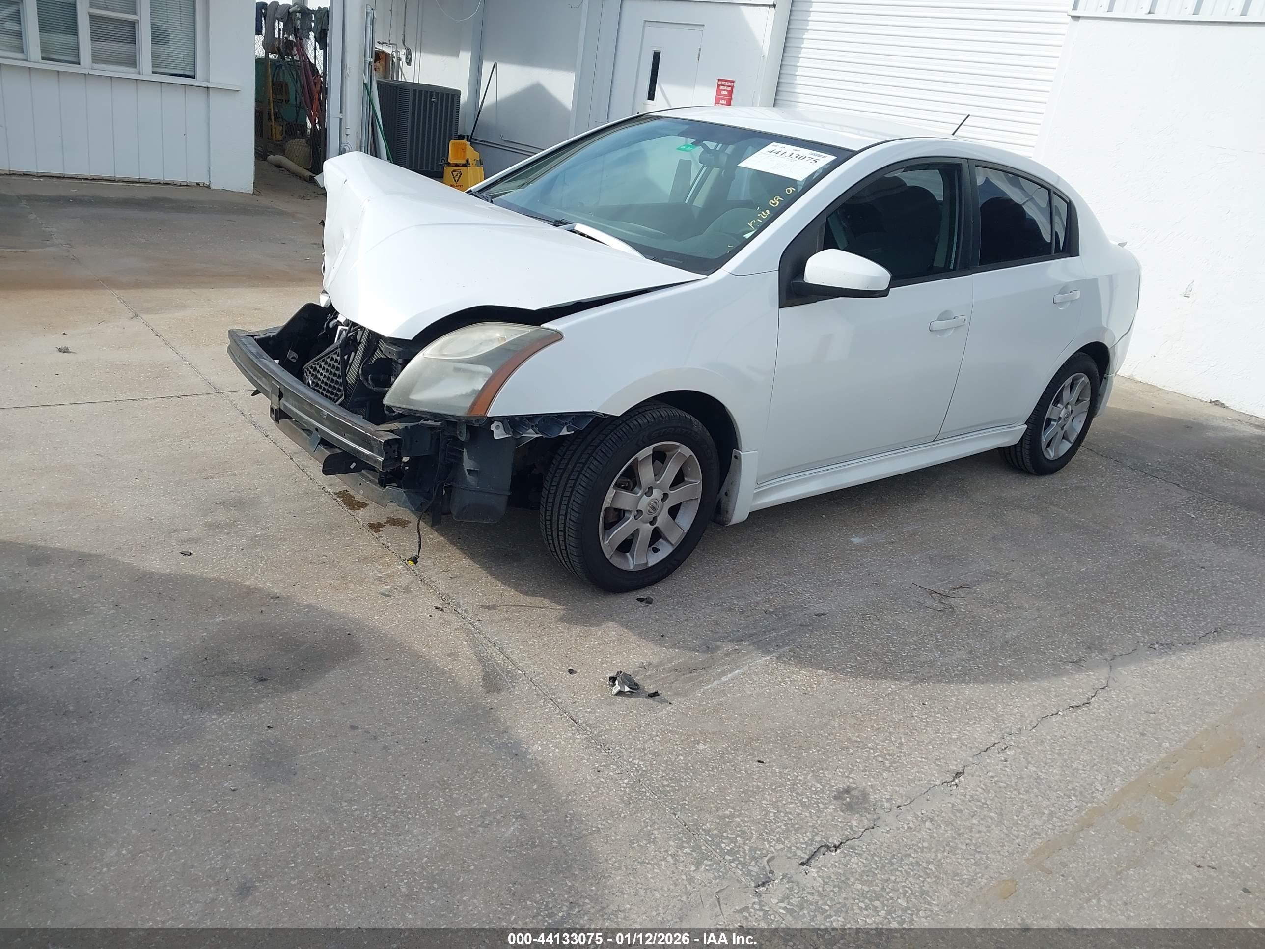 NISSAN SENTRA image 2