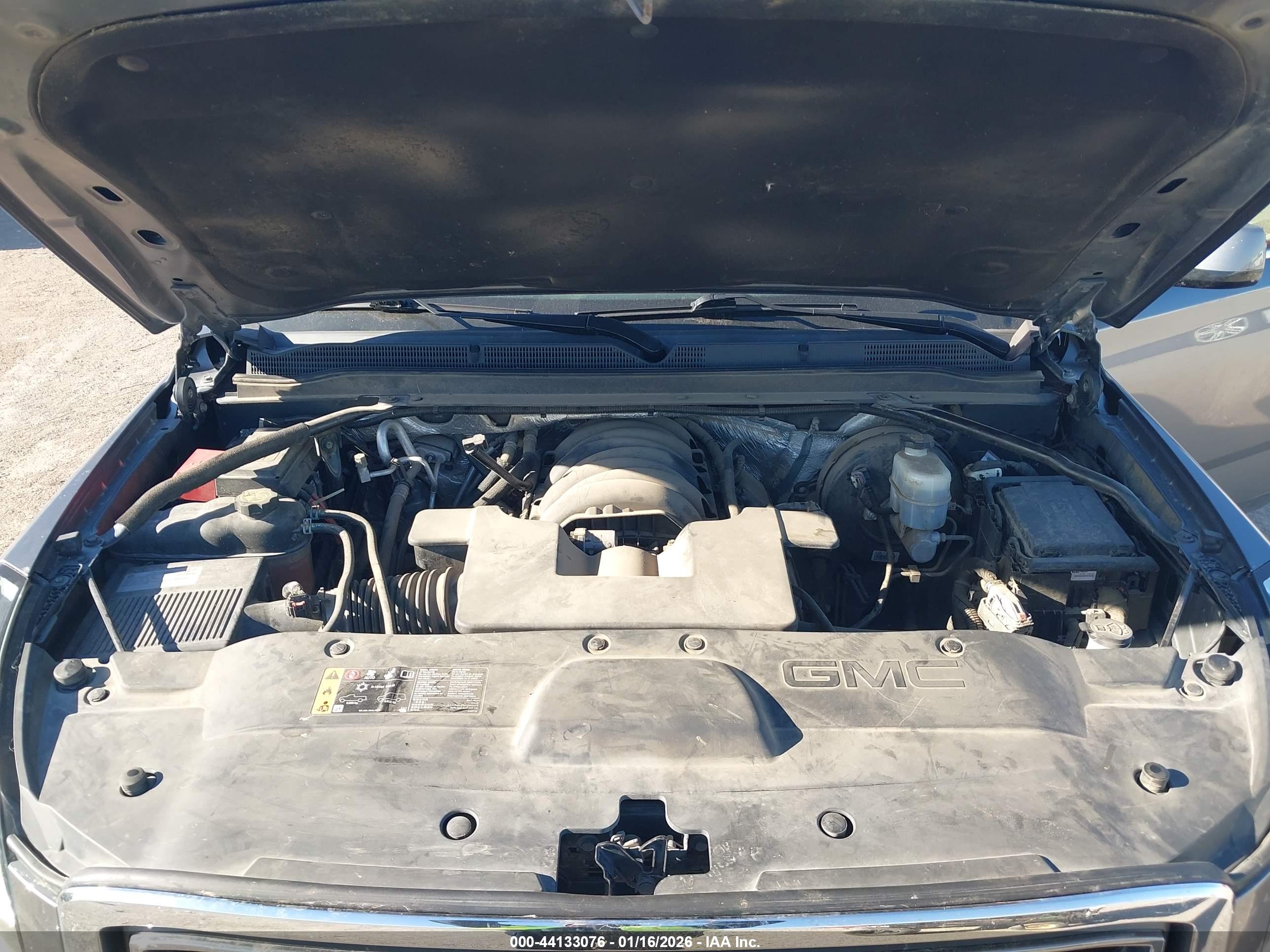 GMC YUKON image 10