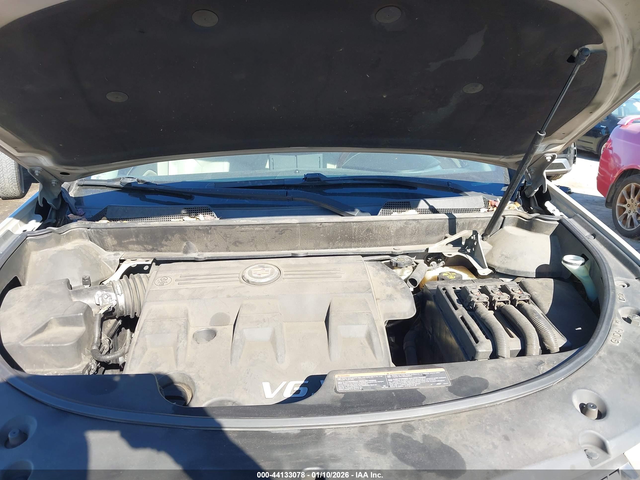 CADILLAC SRX image 10