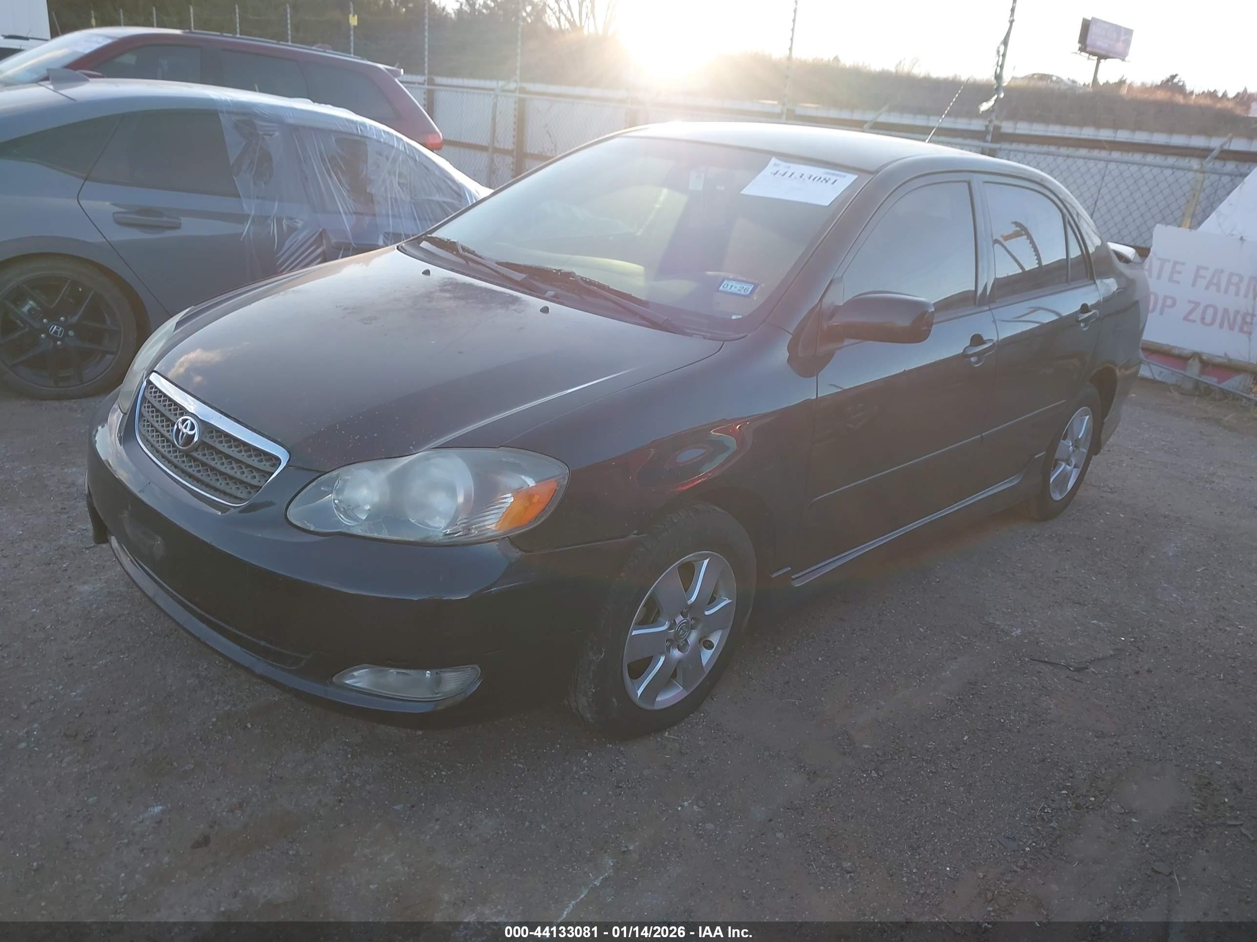 TOYOTA COROLLA image 2