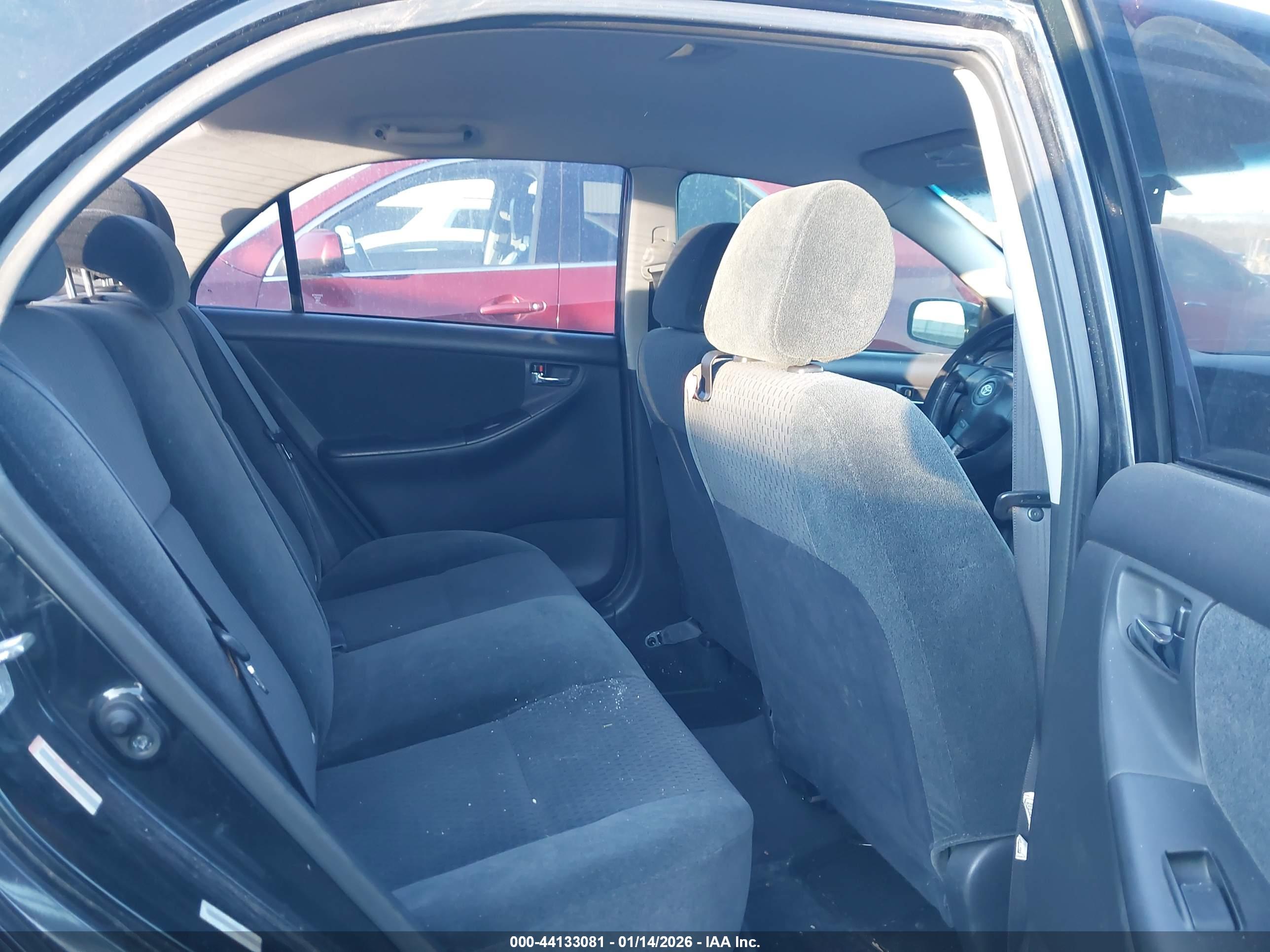 TOYOTA COROLLA image 8