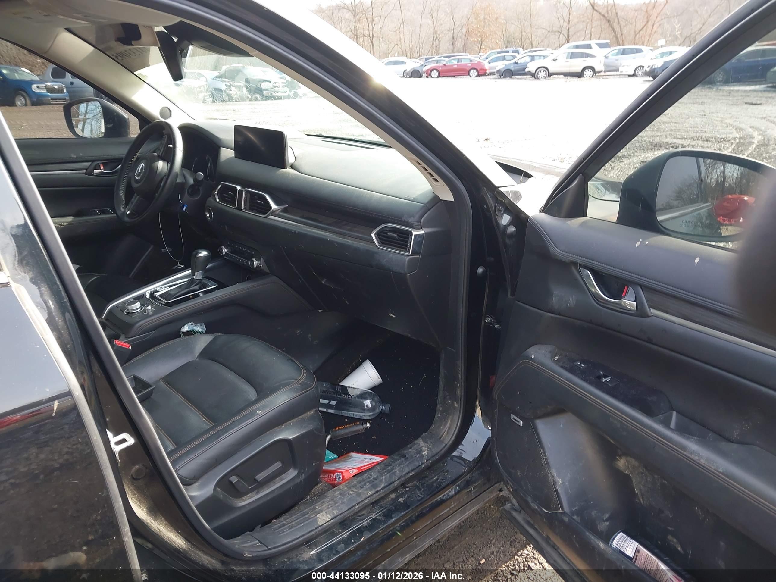 MAZDA CX-5 image 5