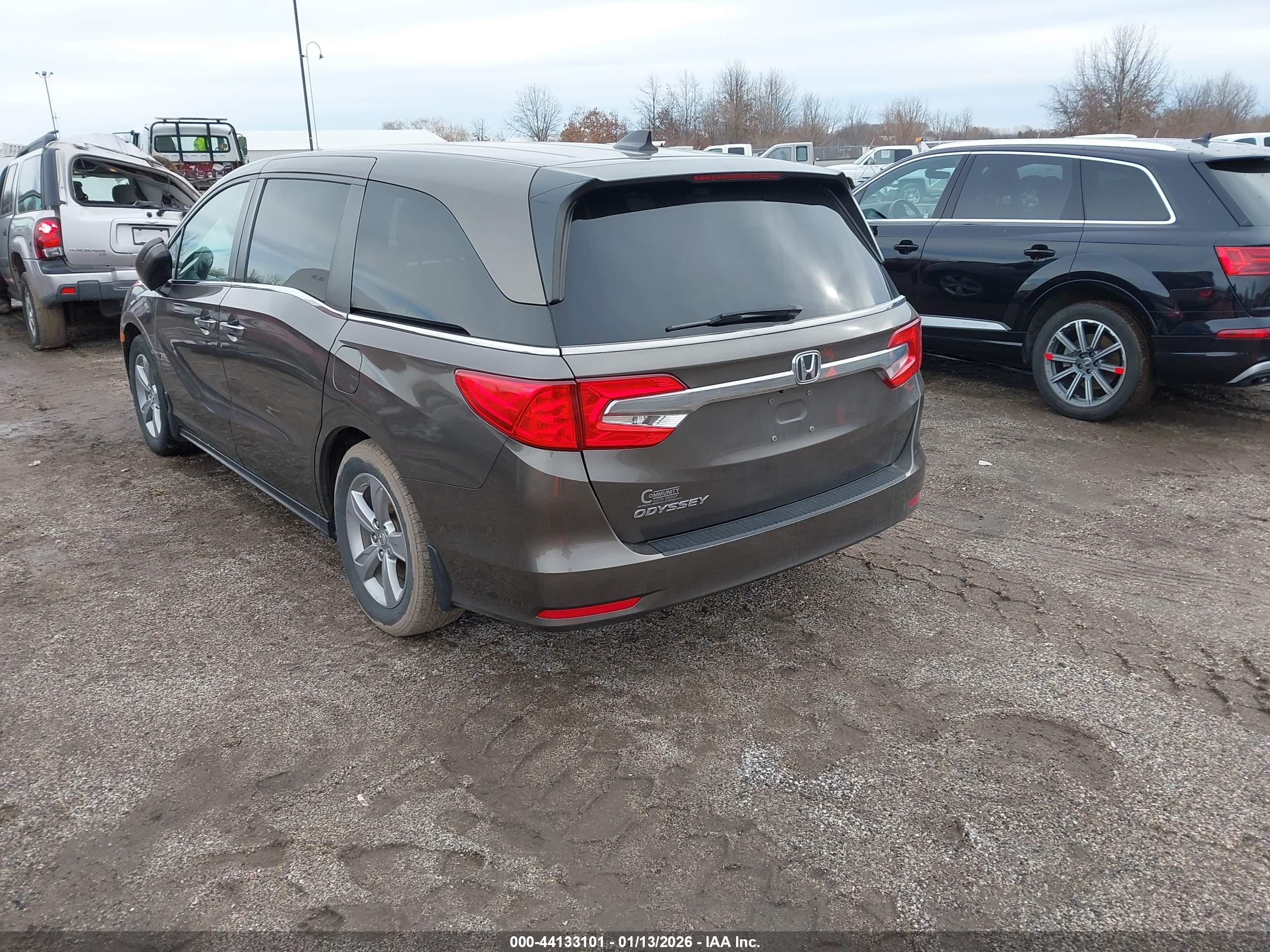 HONDA ODYSSEY image 3