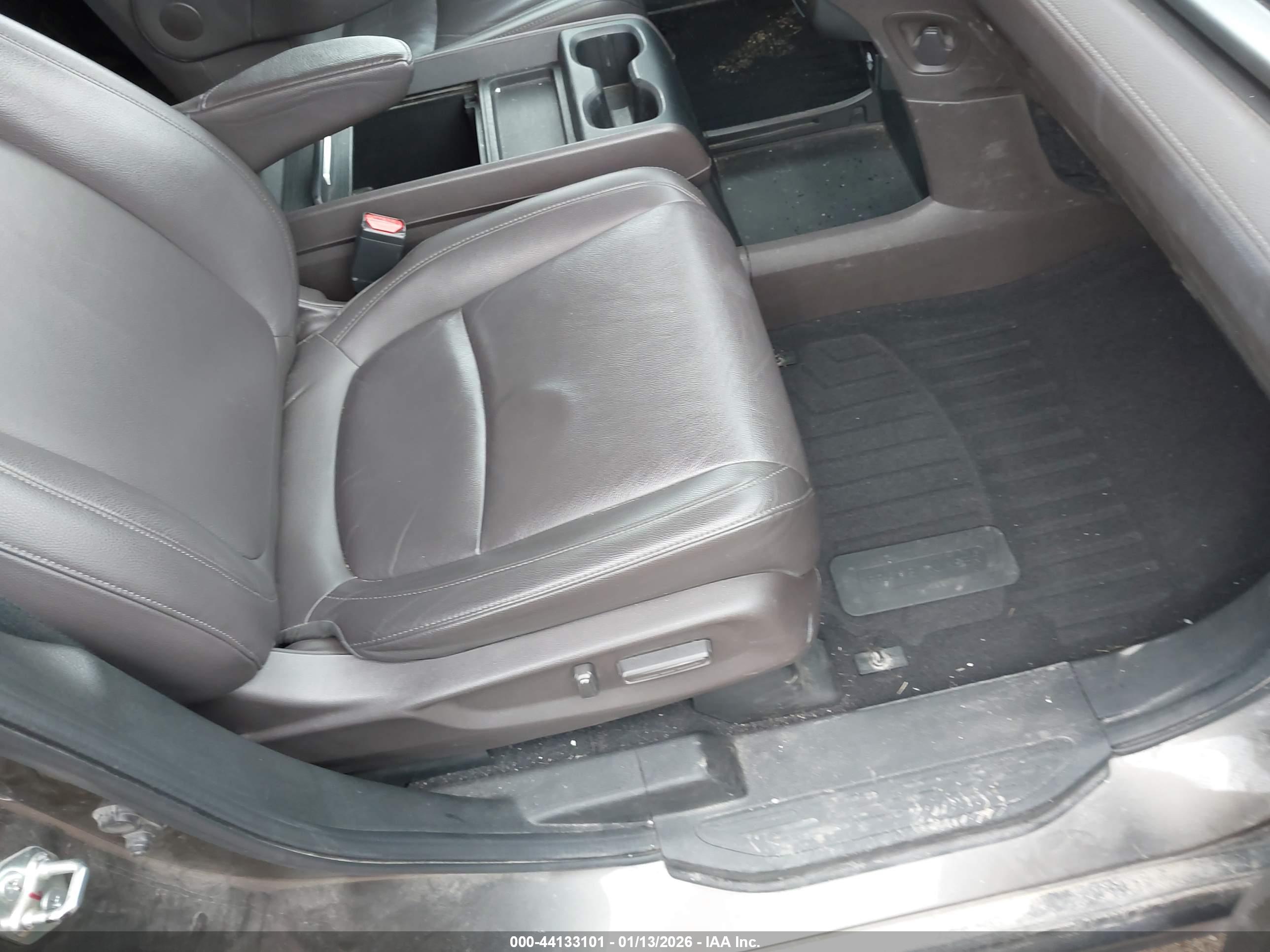 HONDA ODYSSEY image 5