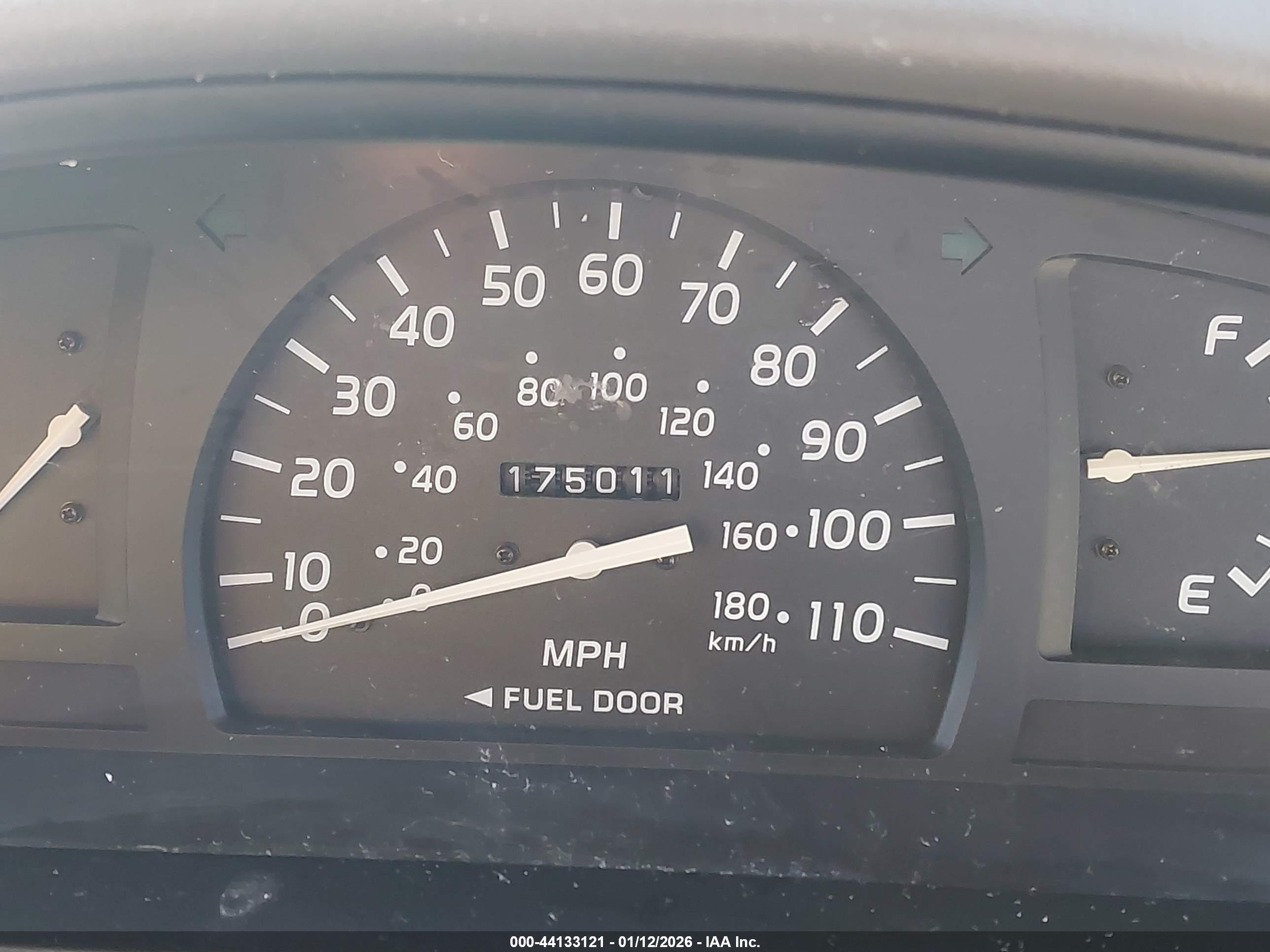 TOYOTA TACOMA image 7