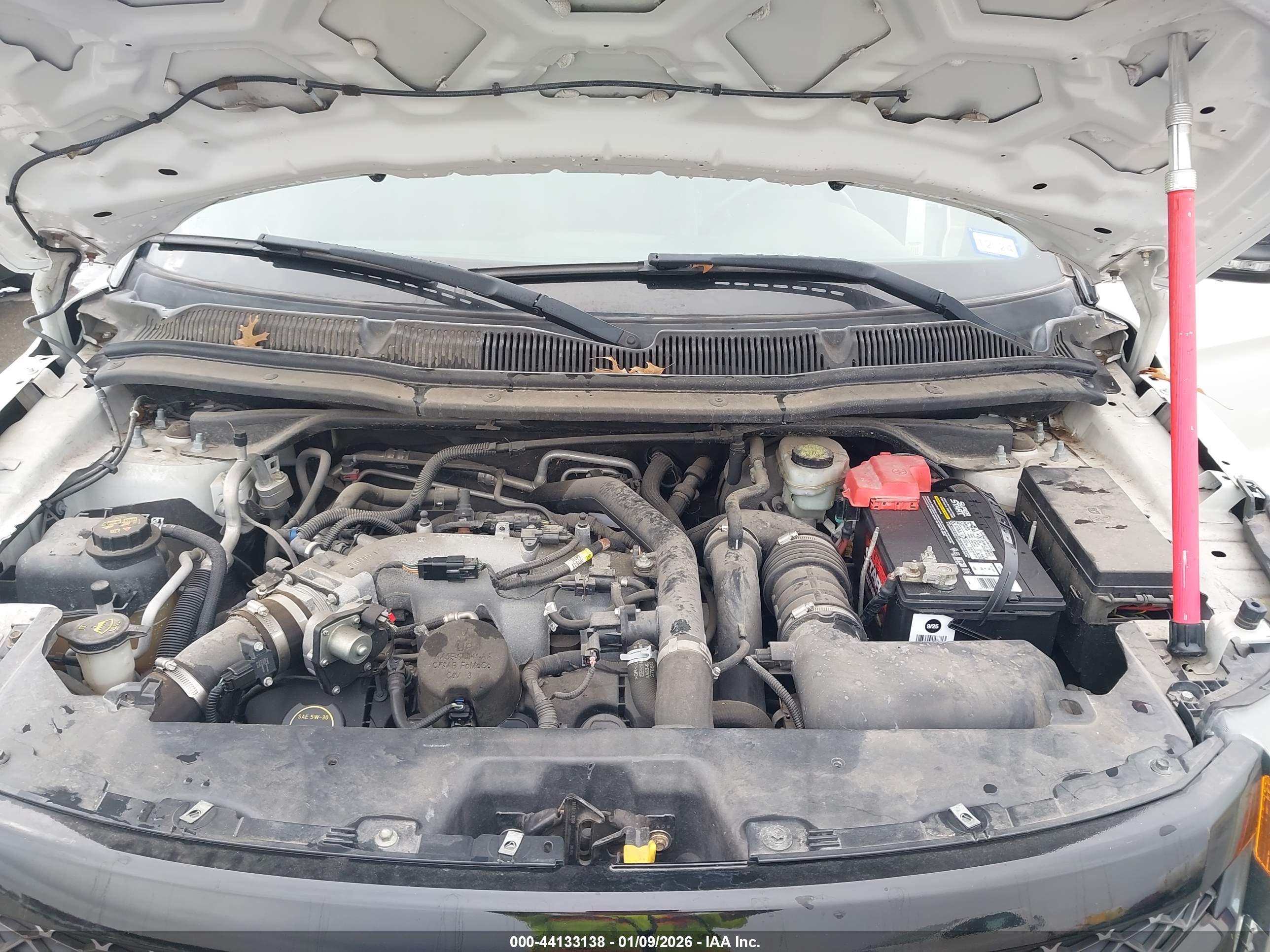 FORD EXPLORER image 10