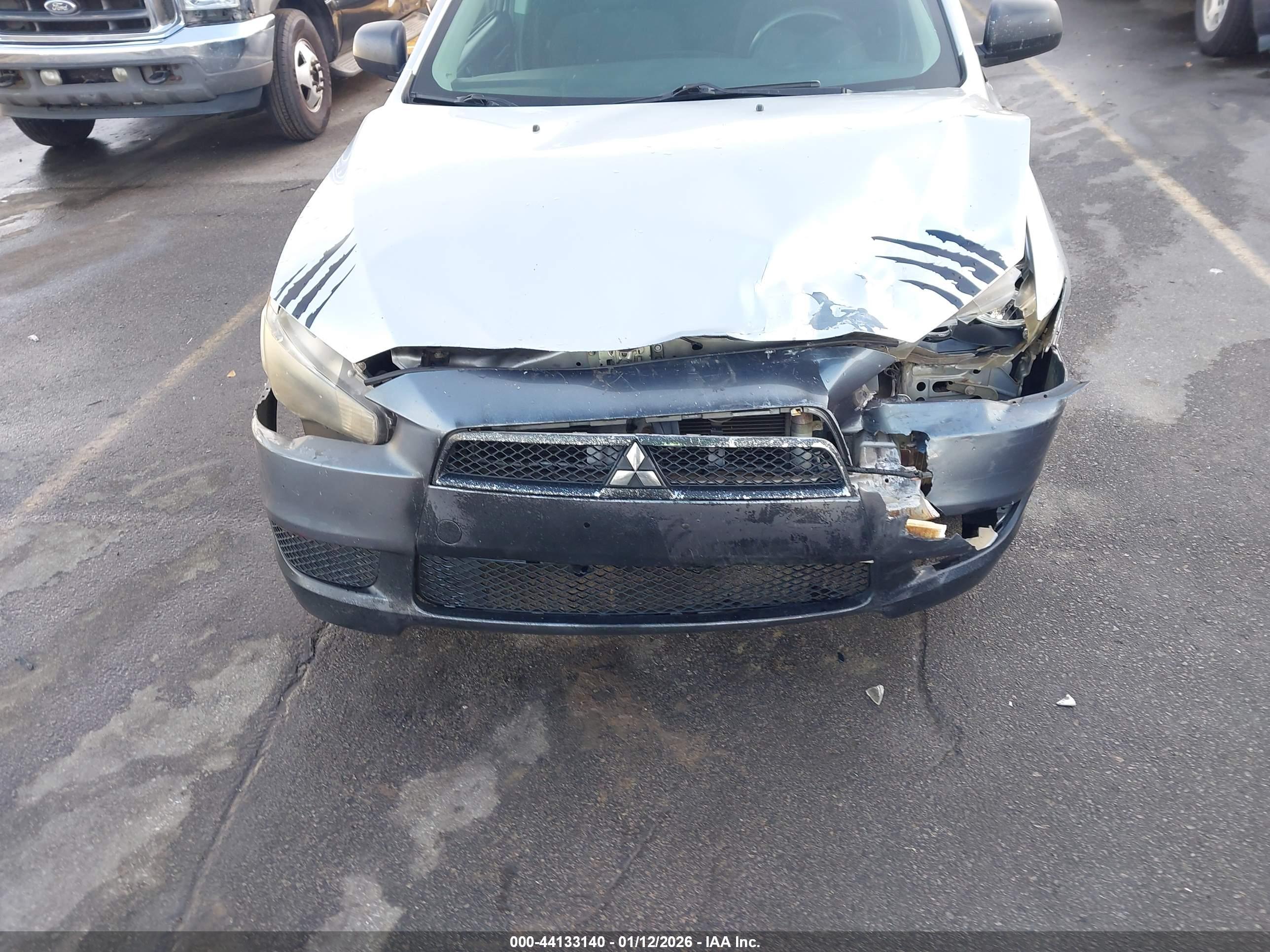 MITSUBISHI LANCER image 6