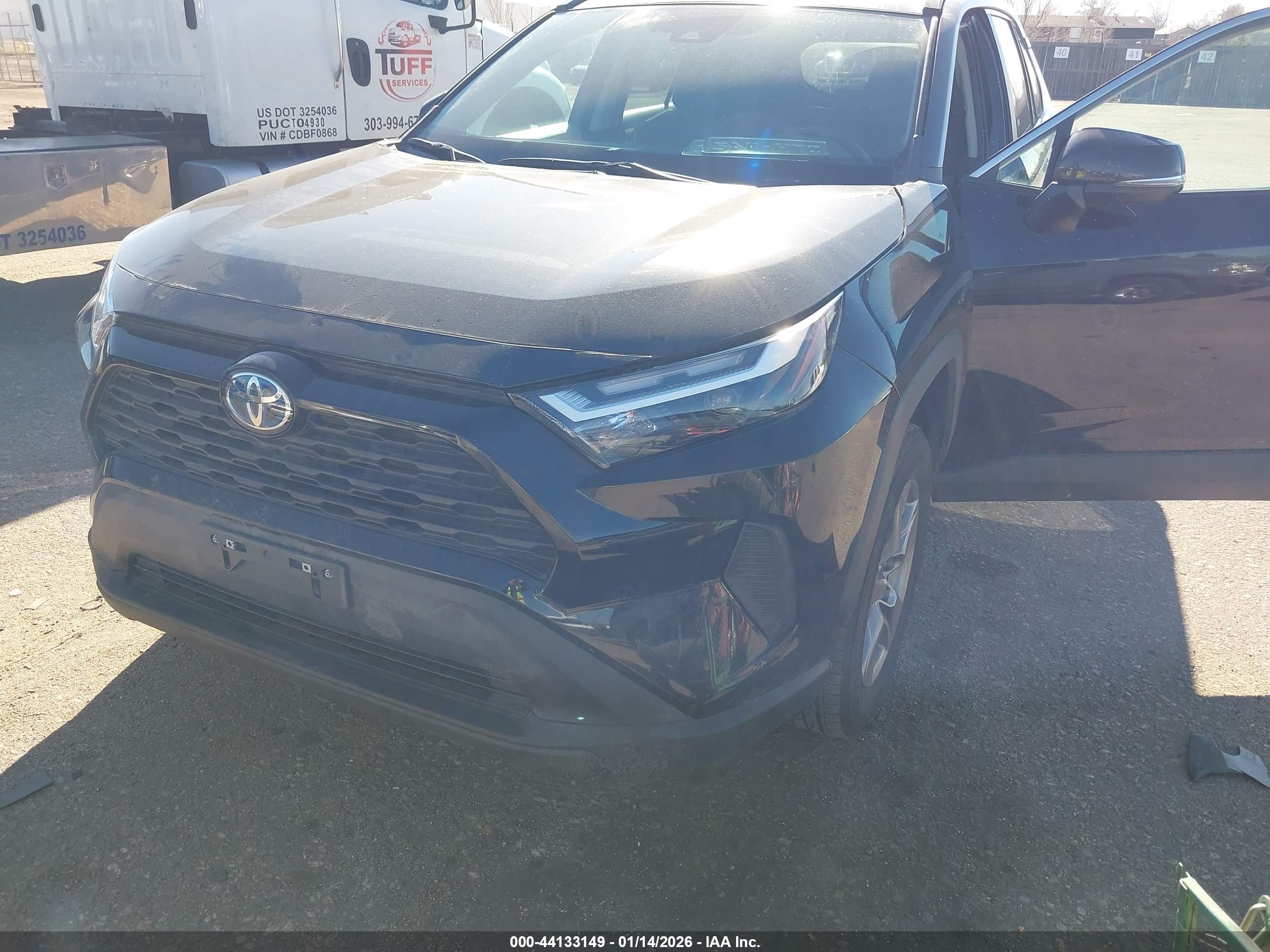 TOYOTA RAV4 image 6