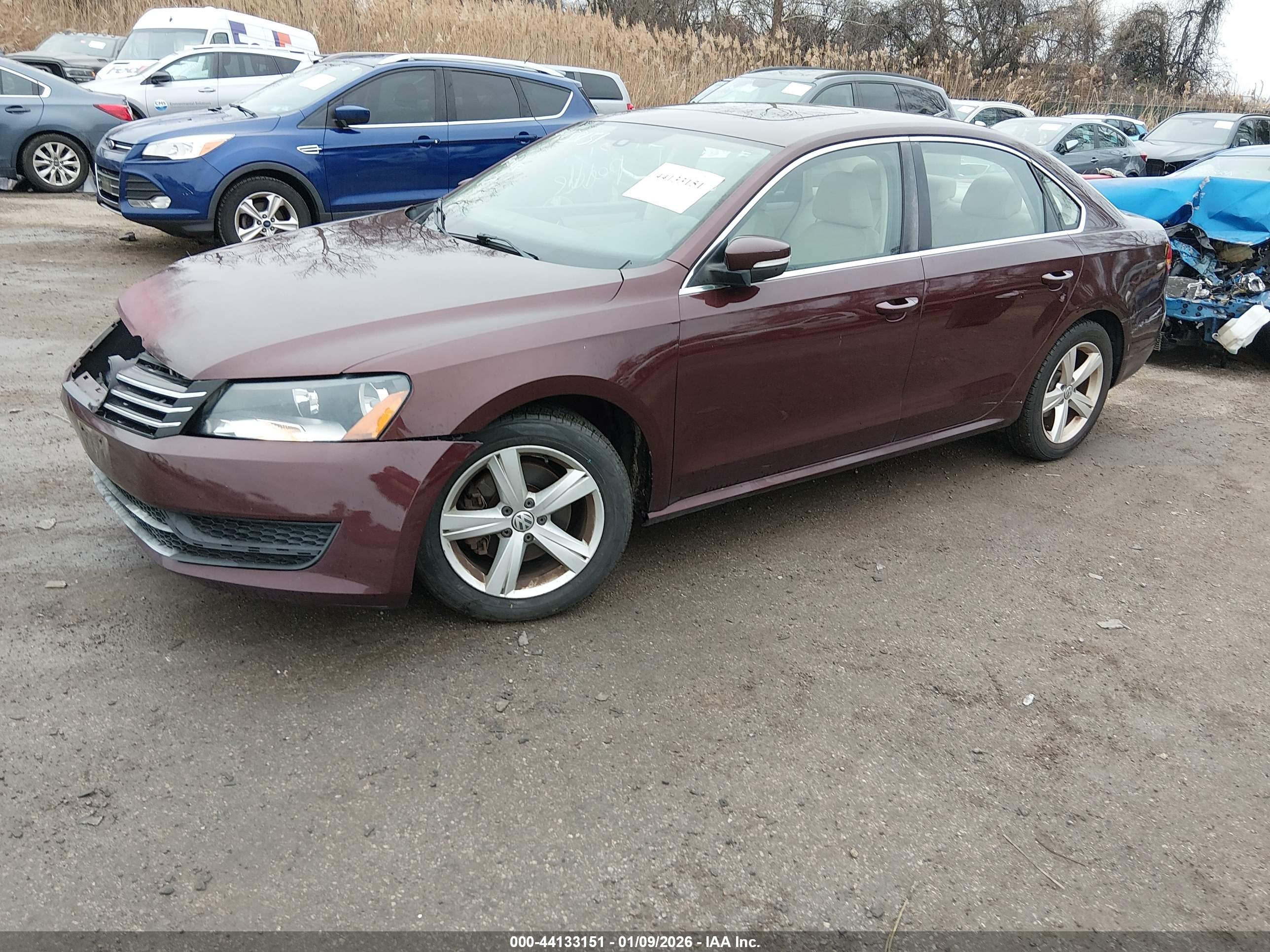 VOLKSWAGEN PASSAT image 2