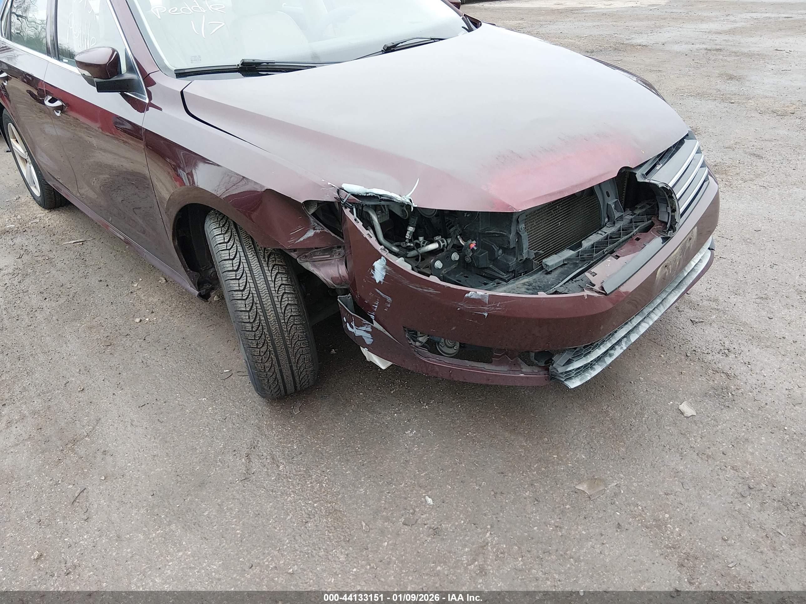 VOLKSWAGEN PASSAT image 6
