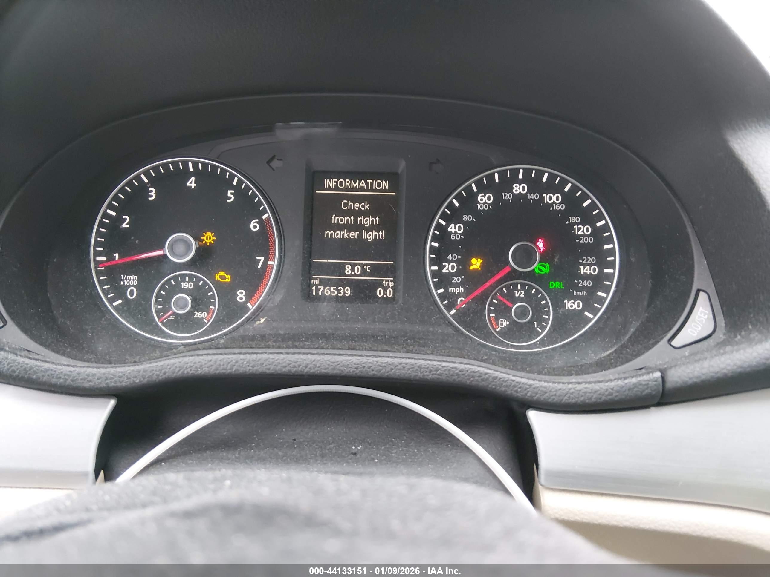 VOLKSWAGEN PASSAT image 7