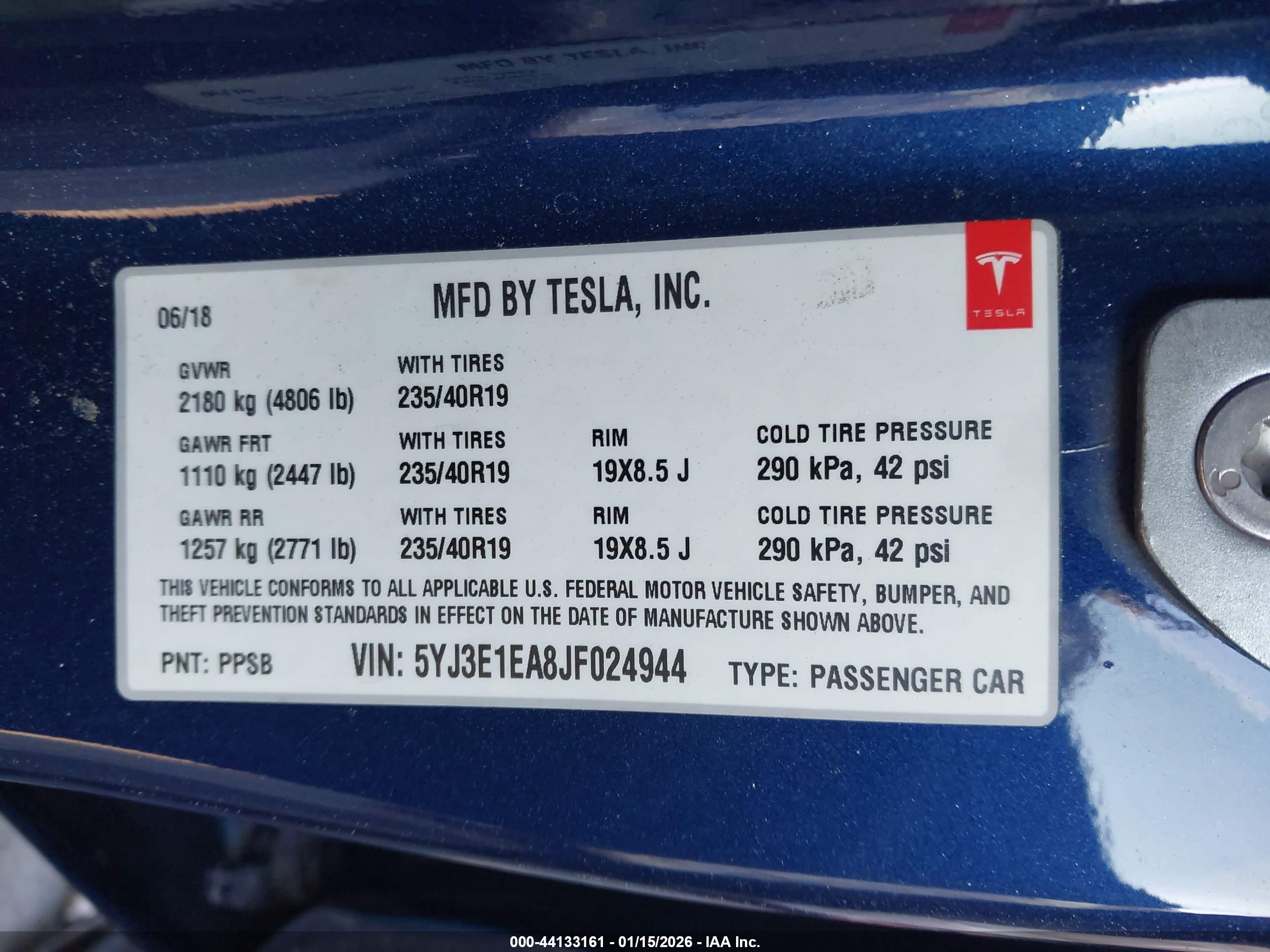 TESLA MODEL image 9