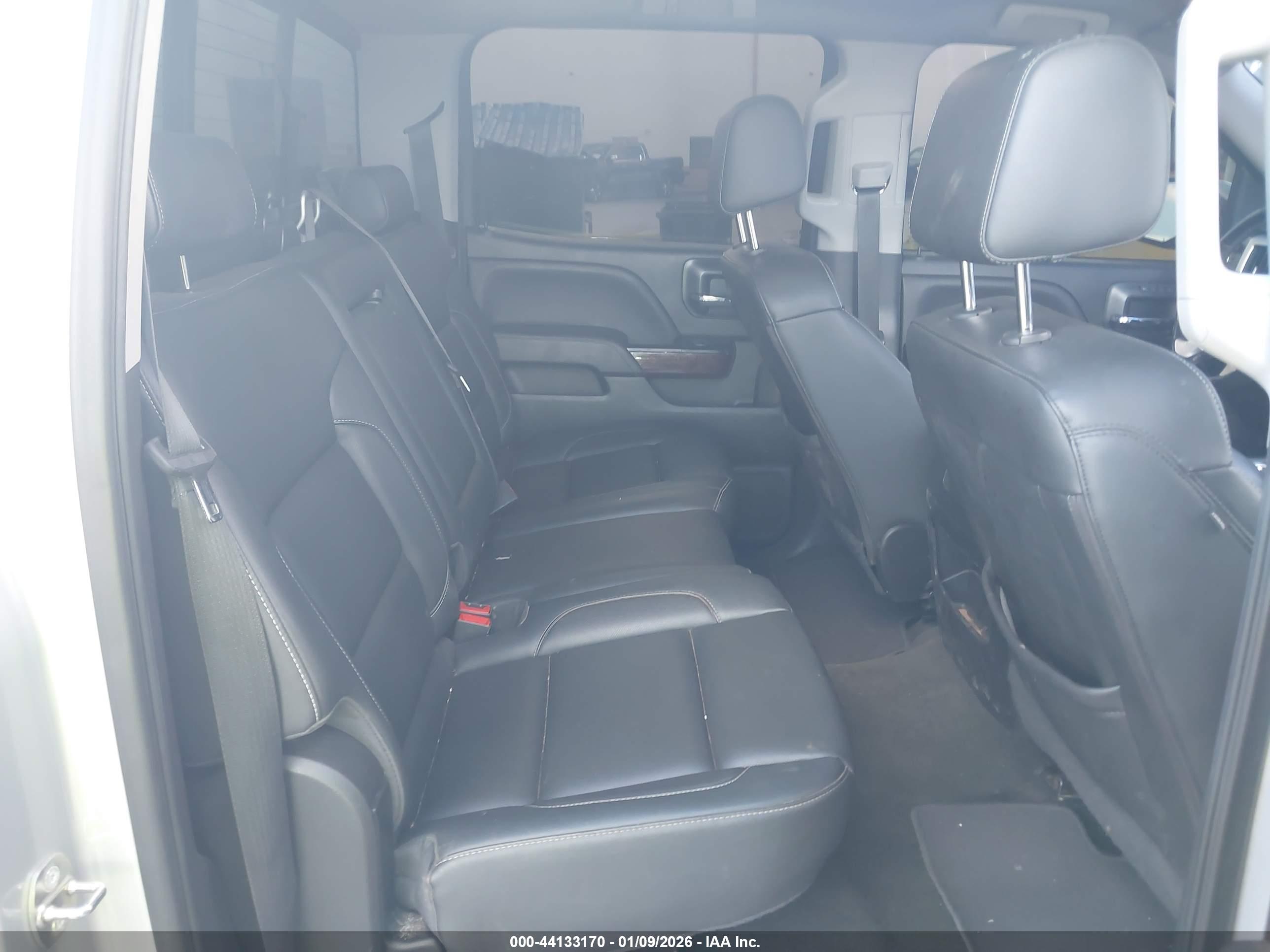 GMC SIERRA image 8