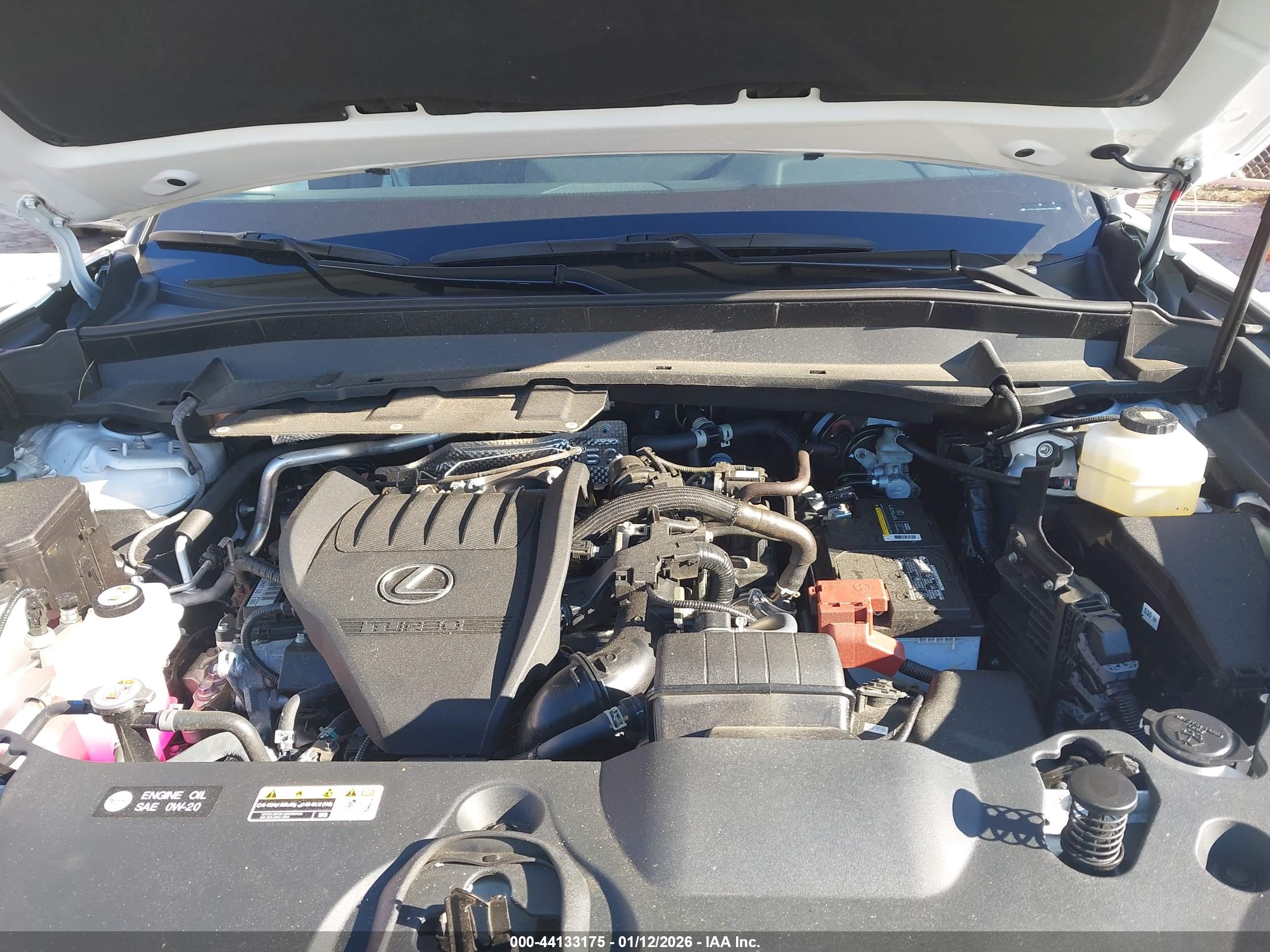 LEXUS TX image 10
