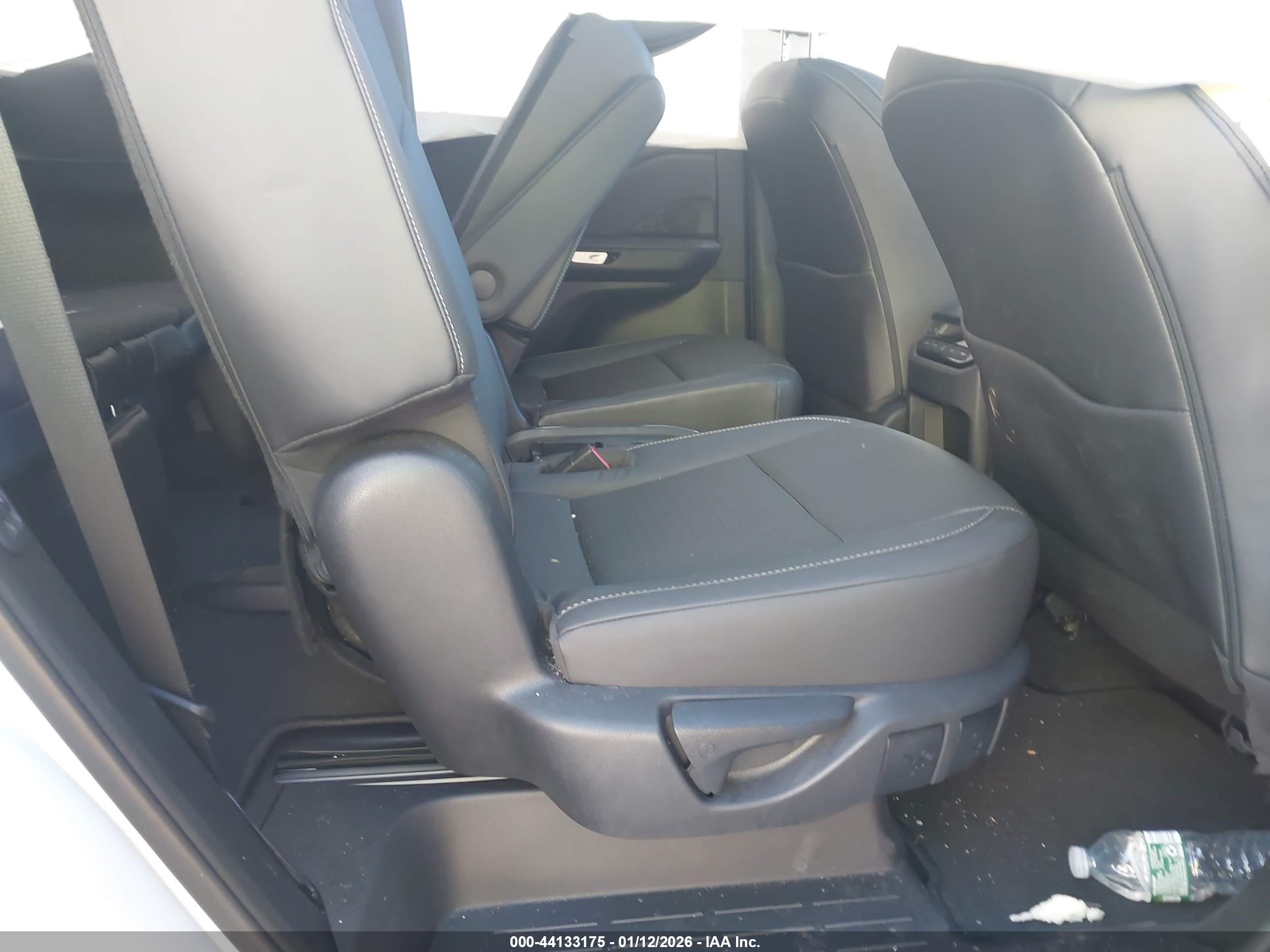 LEXUS TX image 8