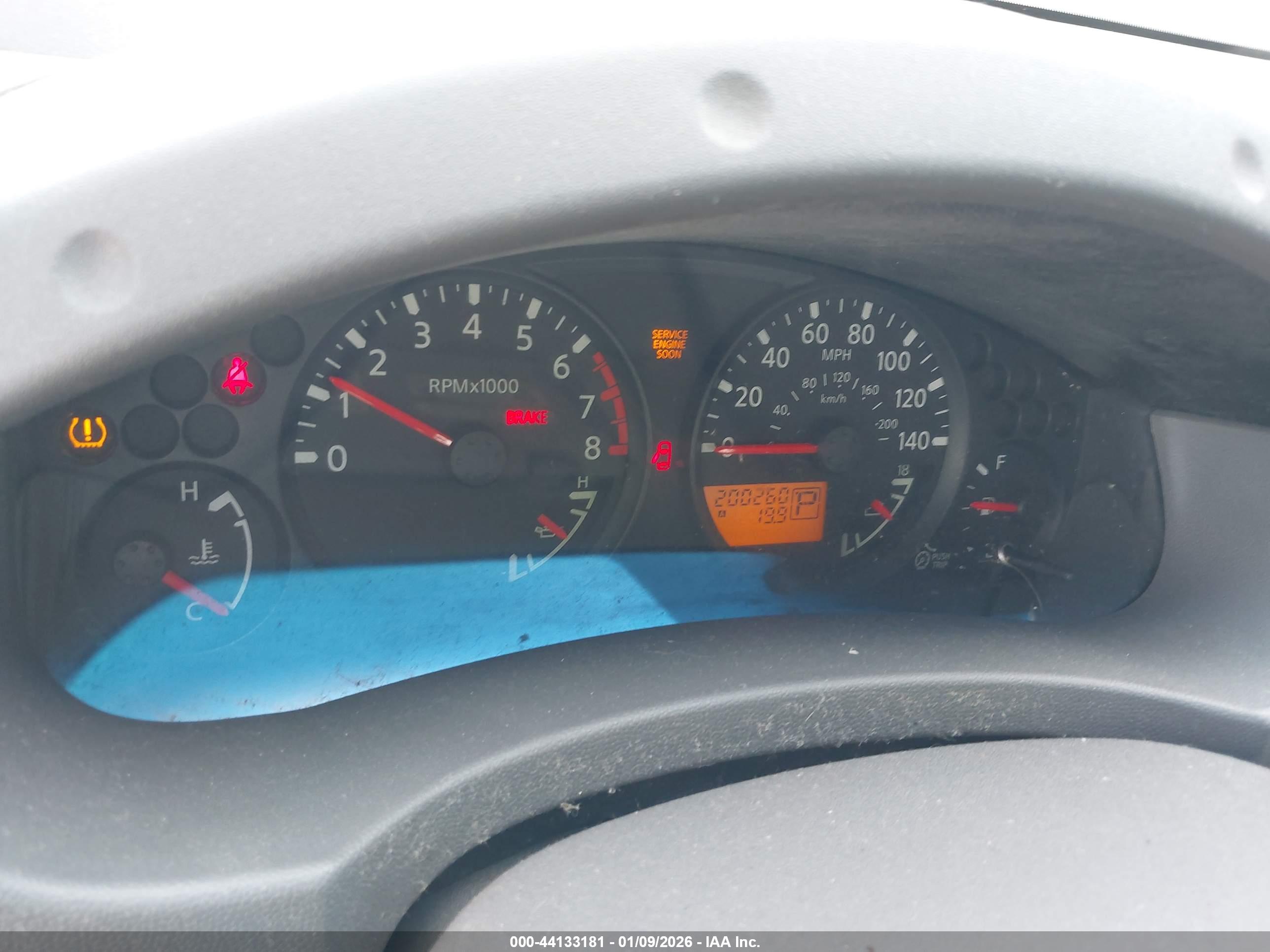NISSAN FRONTIER image 7