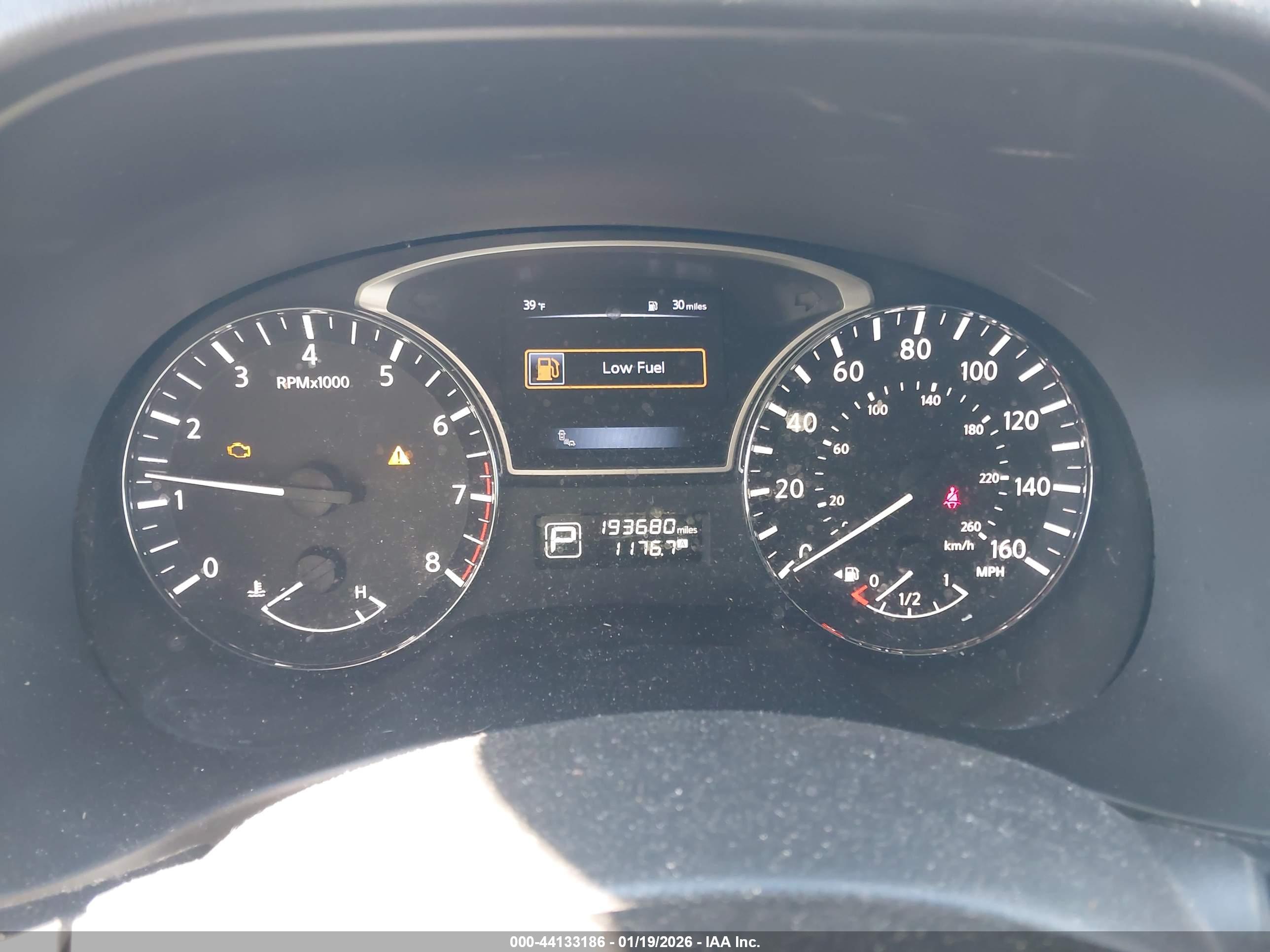 NISSAN PATHFINDER image 7