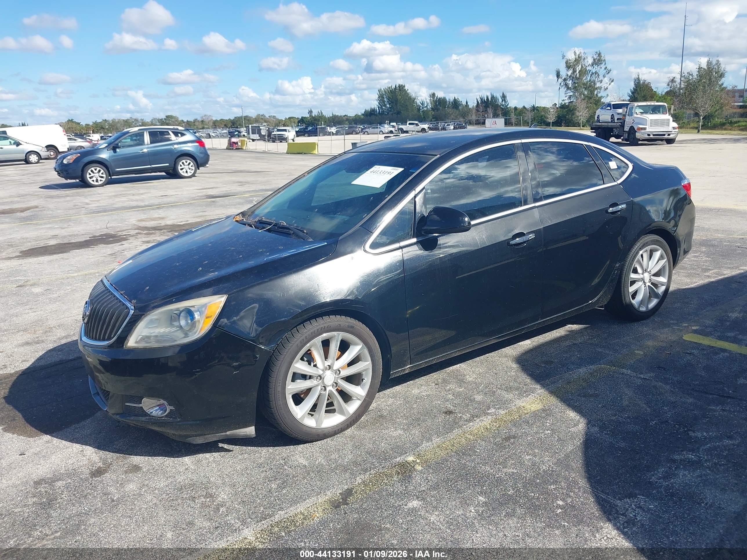 BUICK VERANO image 2