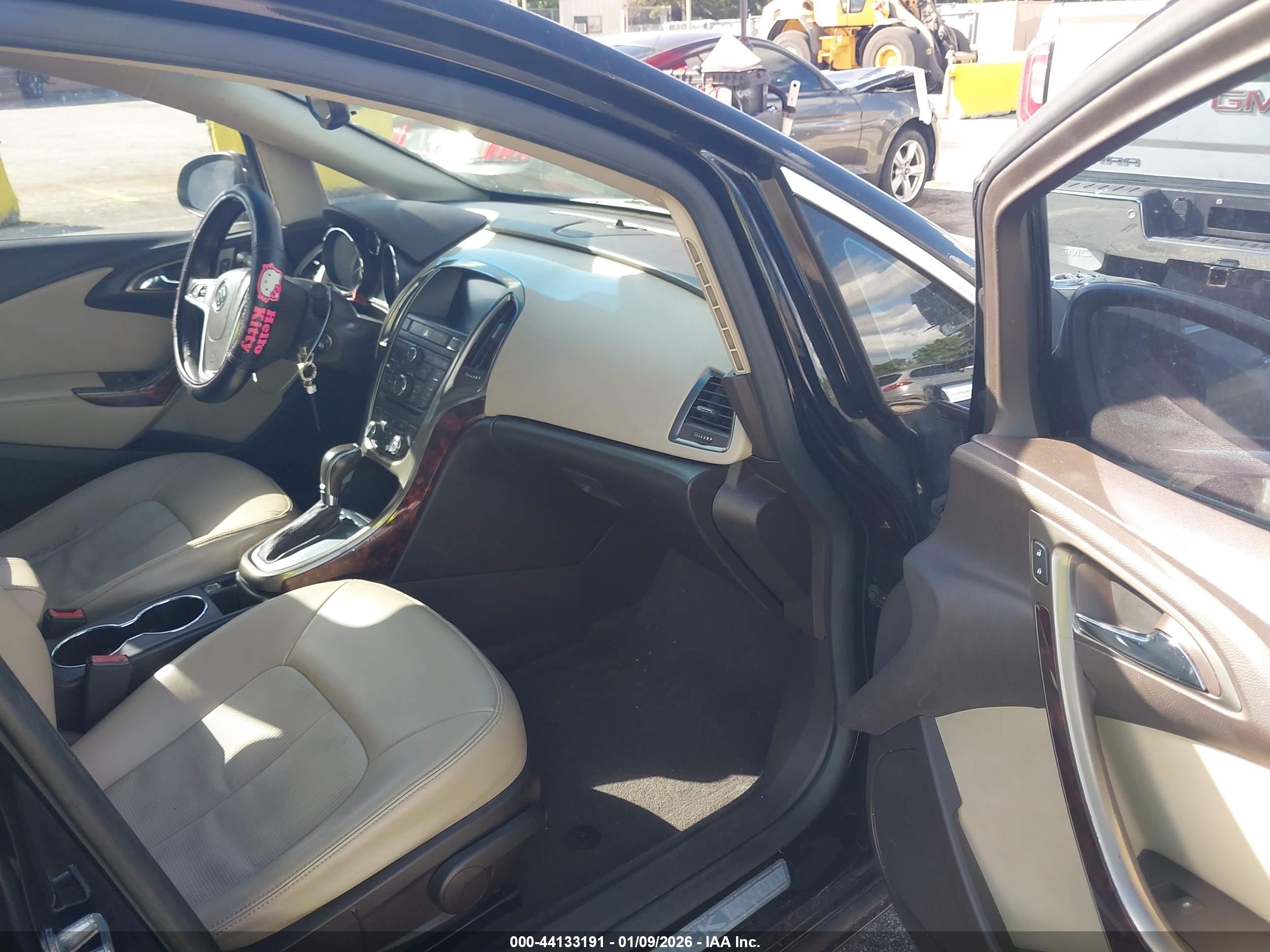 BUICK VERANO image 5