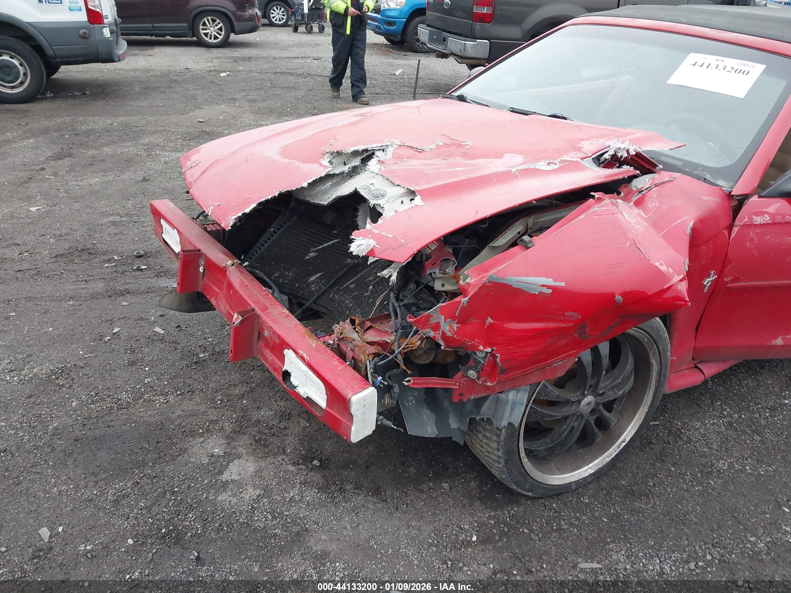 FORD MUSTANG image 6