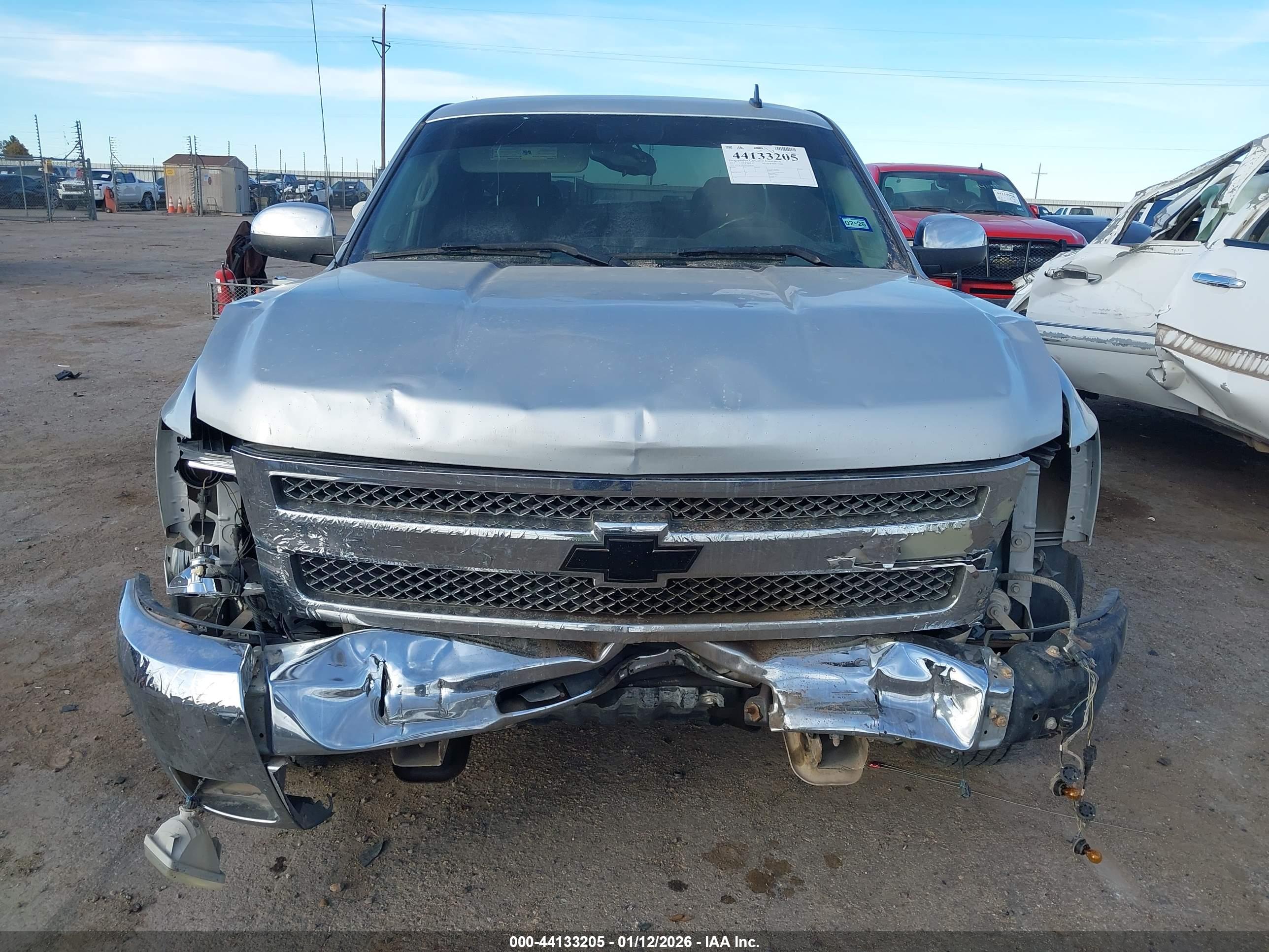 CHEVROLET SILVERADO image 6