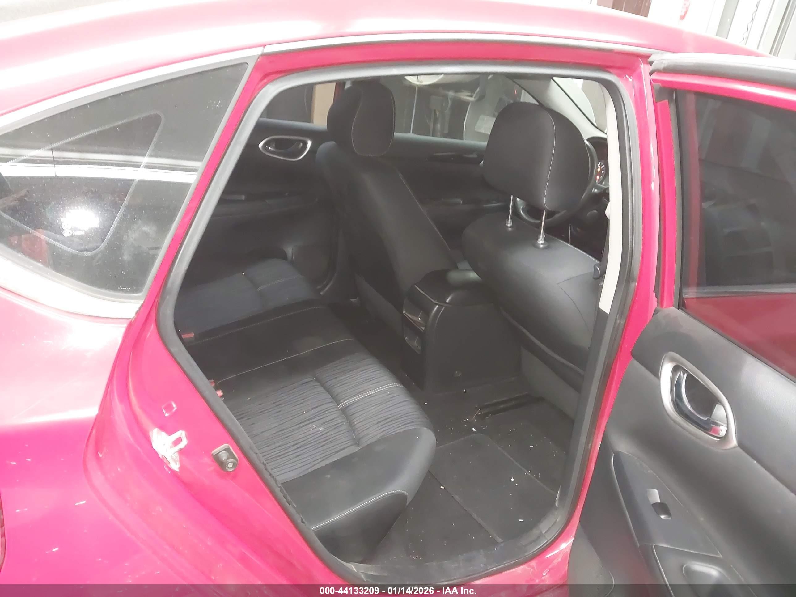 NISSAN SENTRA image 8