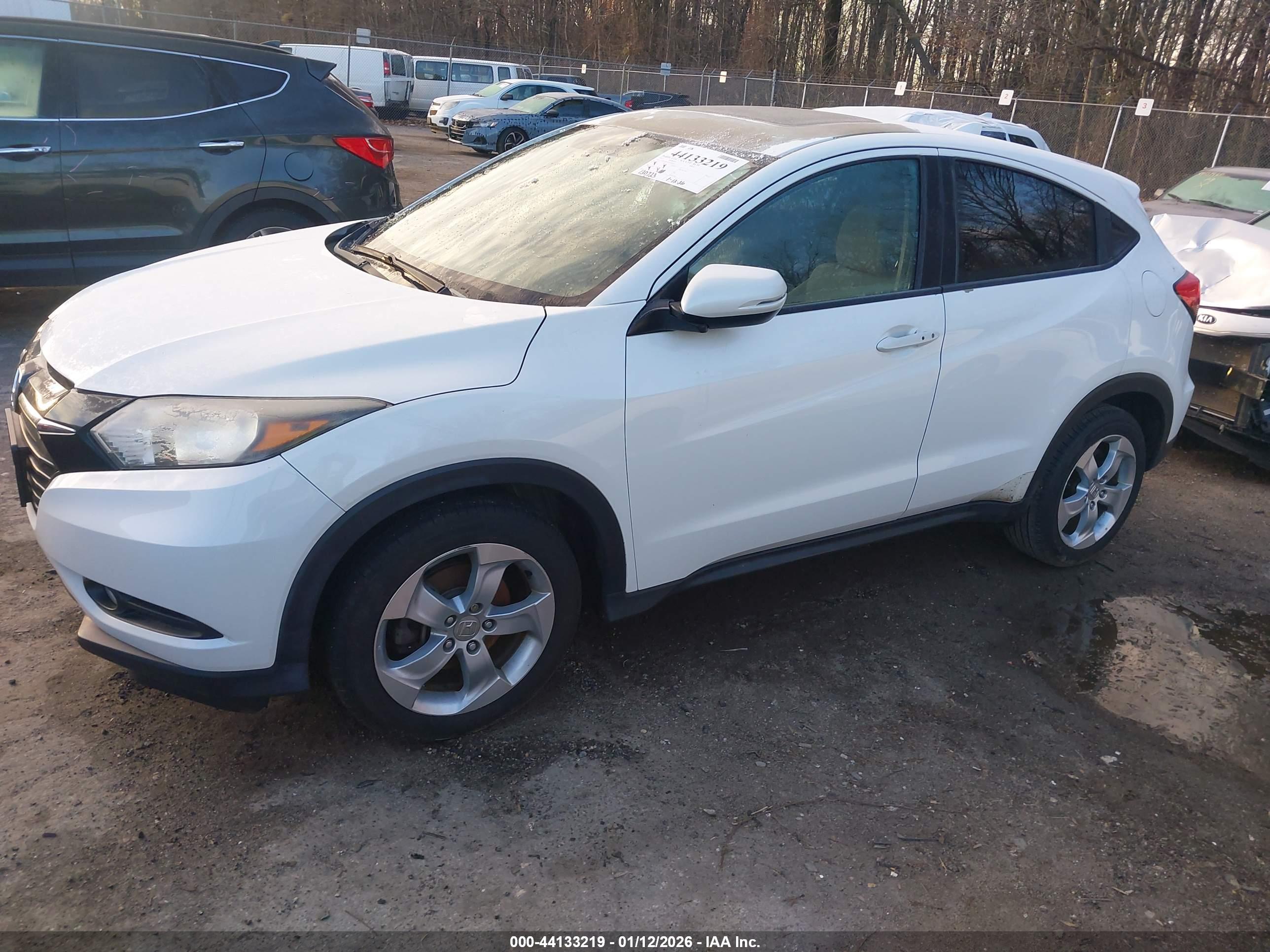 HONDA HR-V image 2