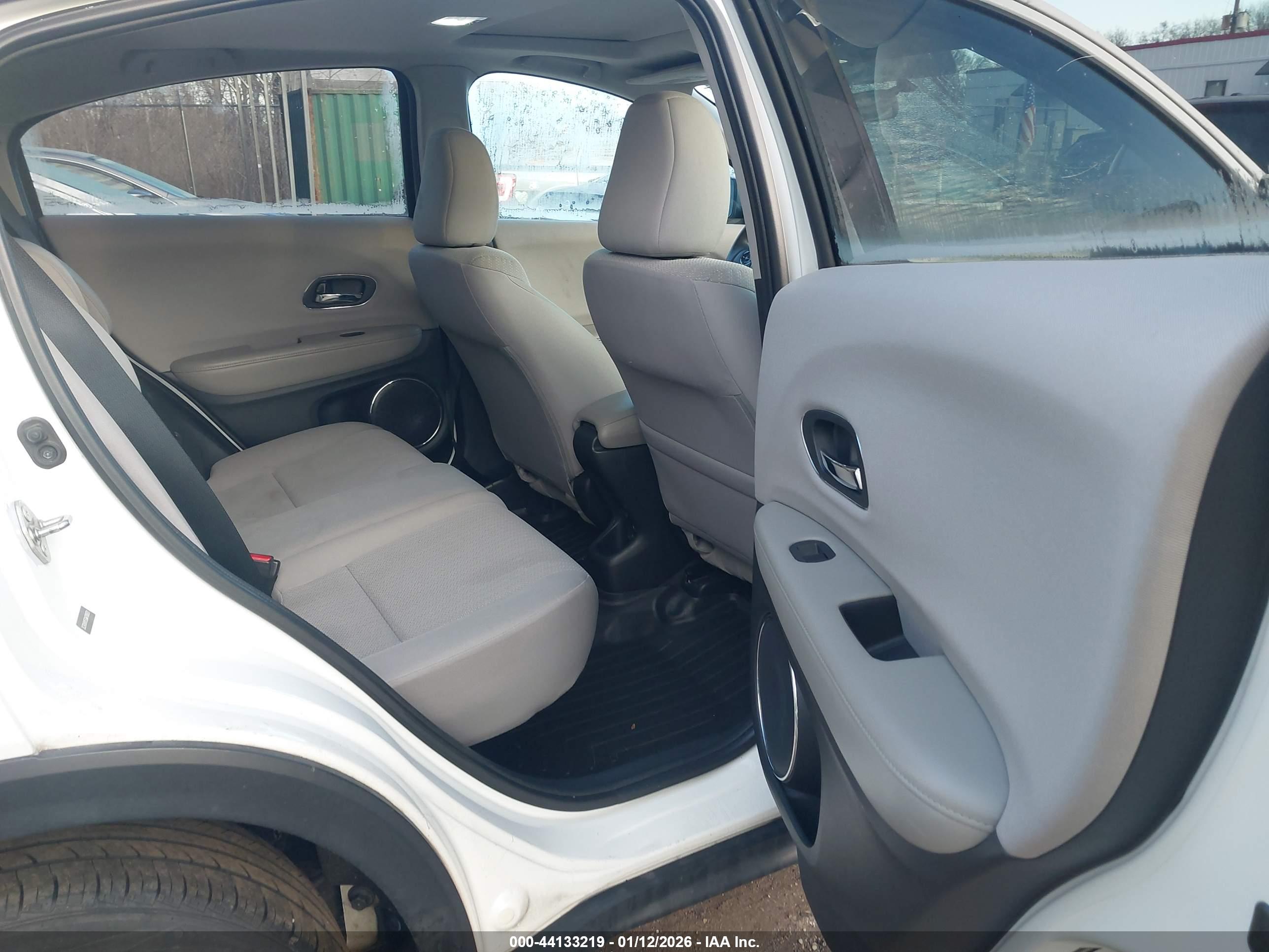 HONDA HR-V image 8