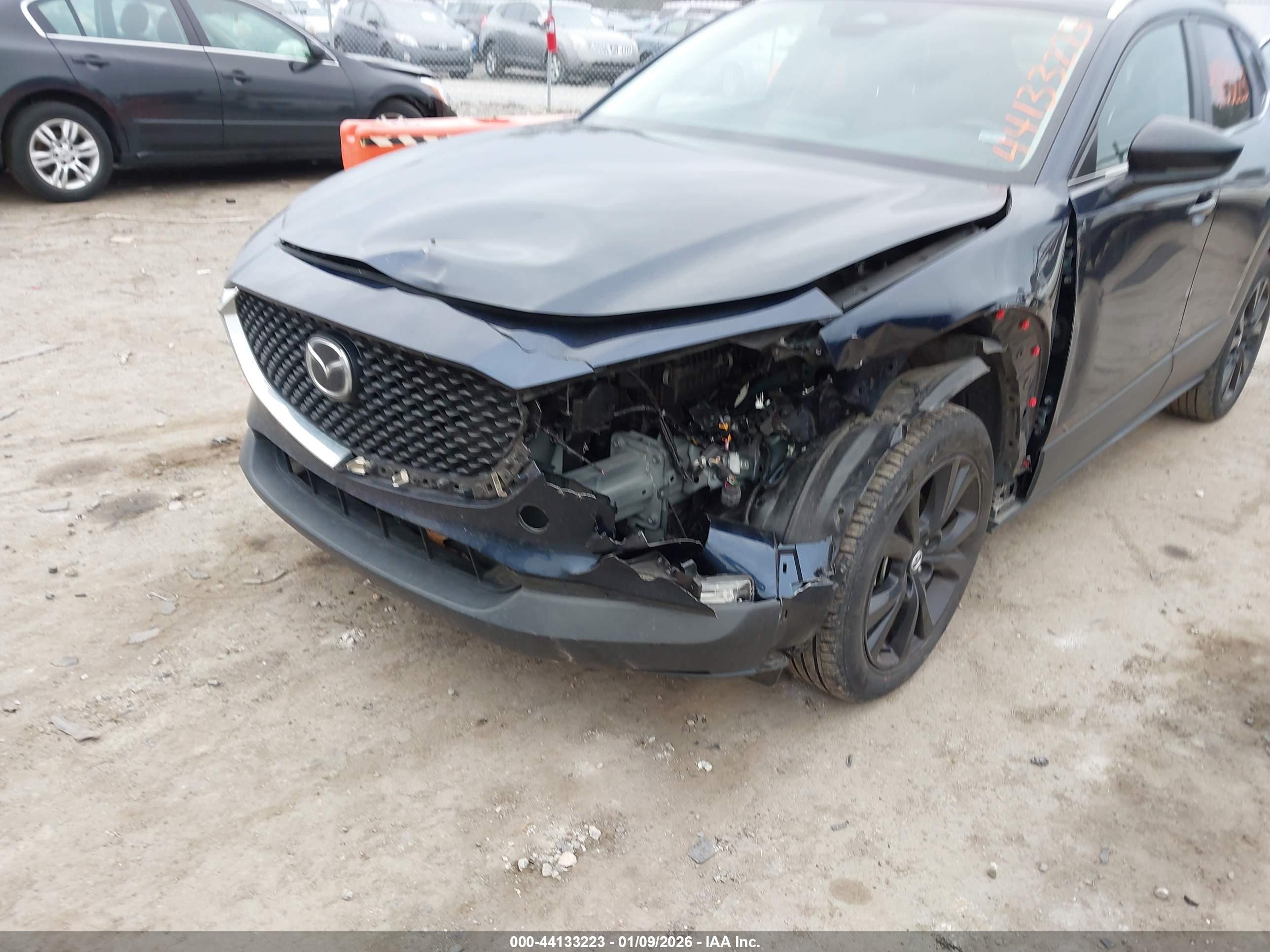MAZDA CX-30 image 6