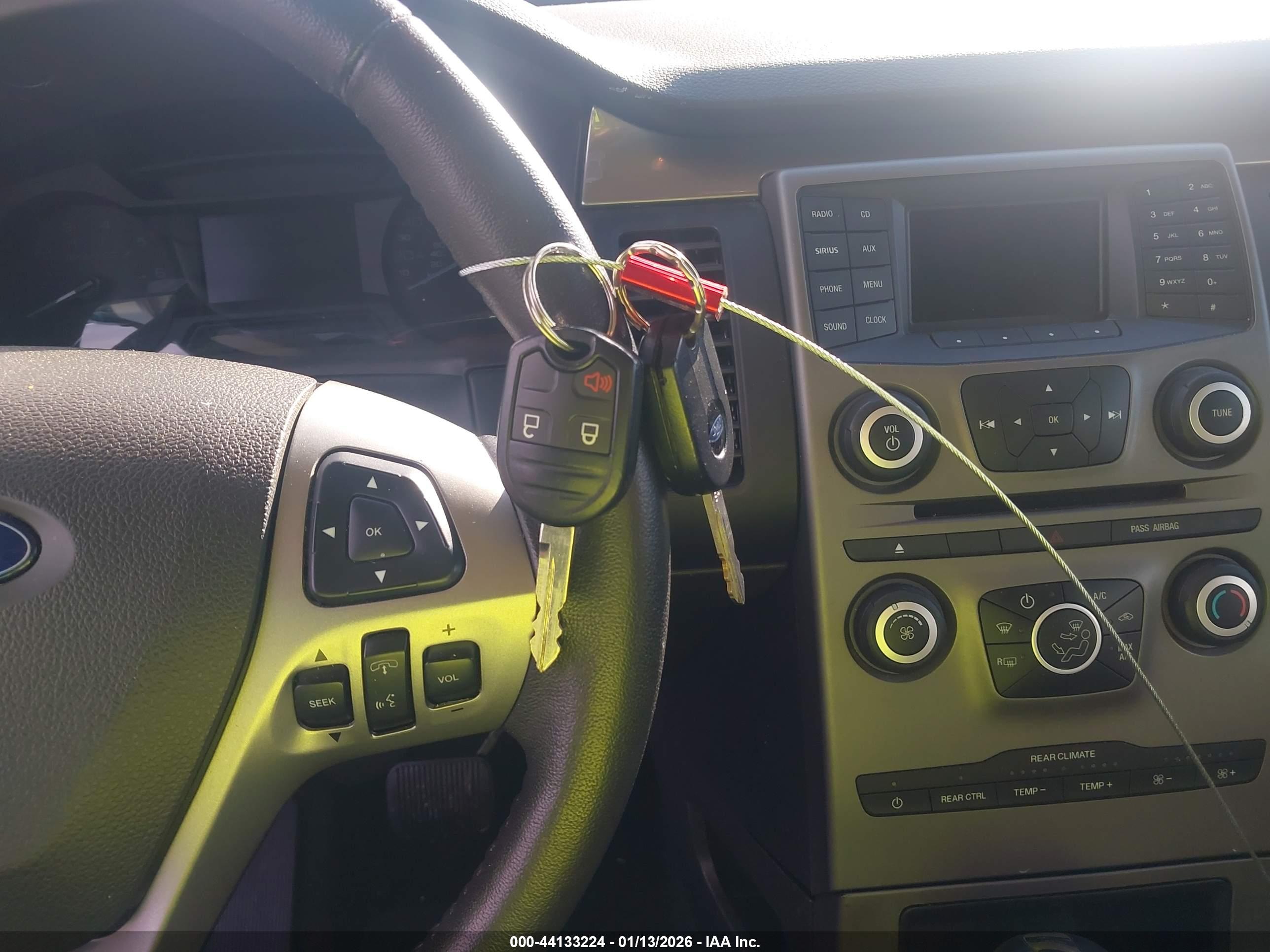 FORD FLEX image 11