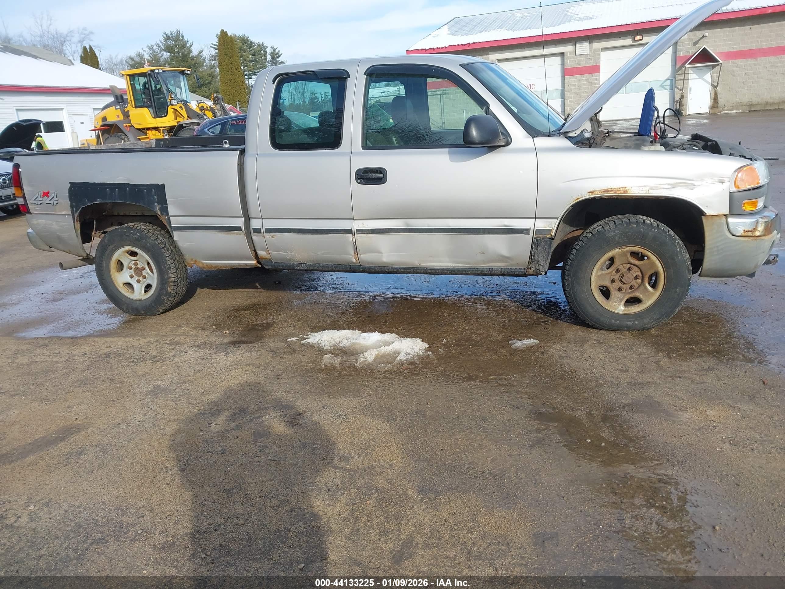 GMC SIERRA image 4
