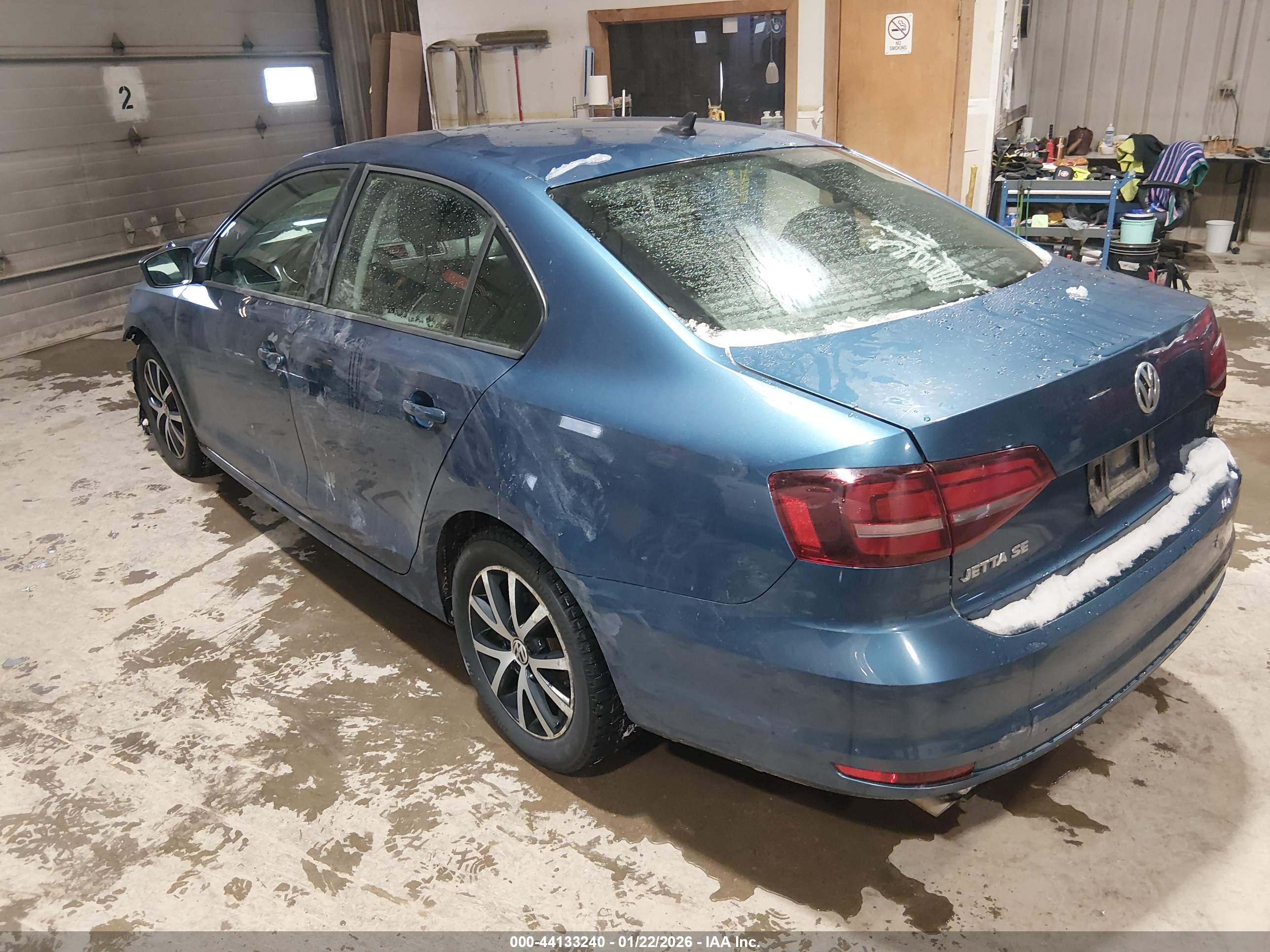 VOLKSWAGEN JETTA image 3