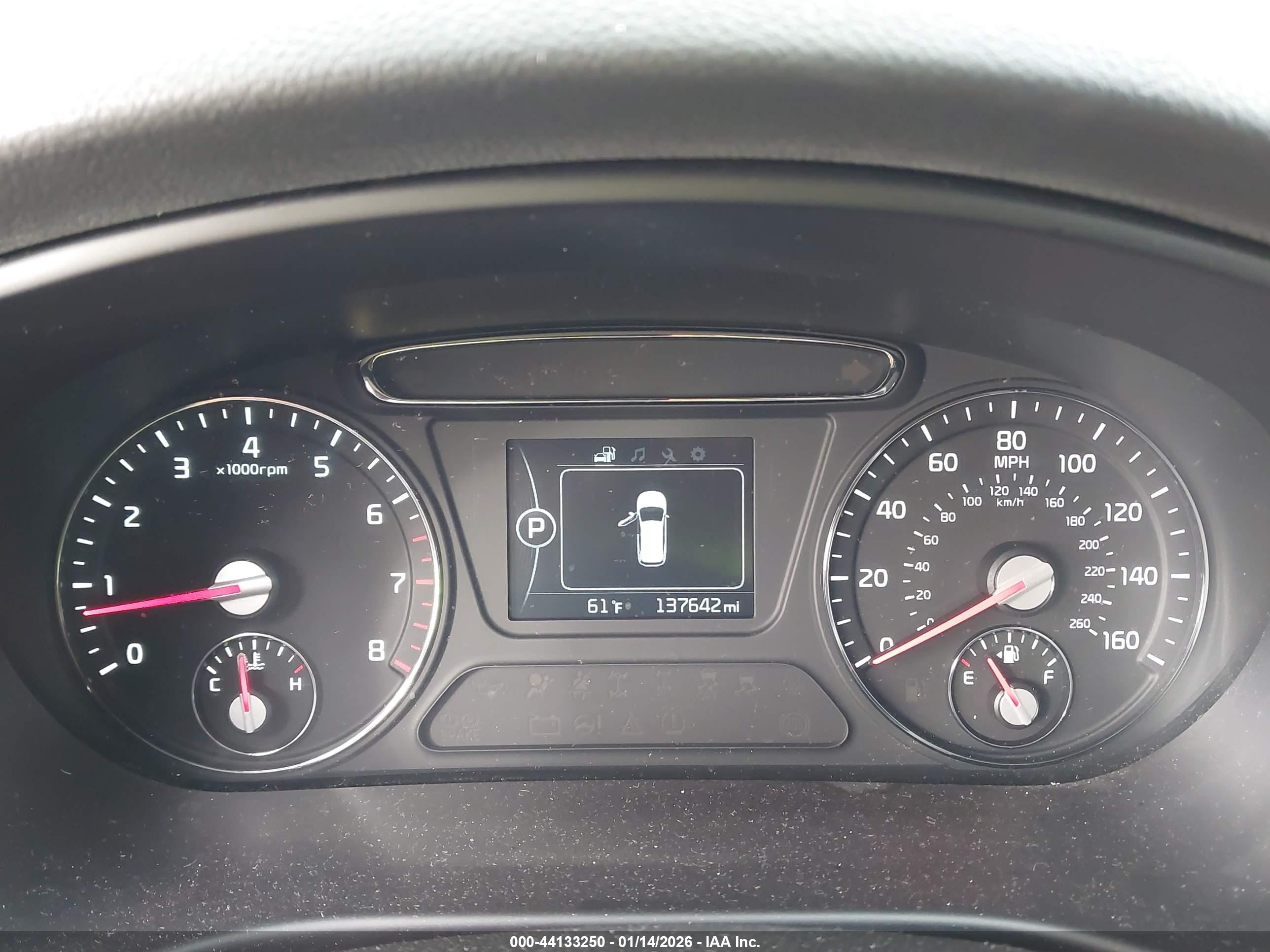 KIA SORENTO image 7