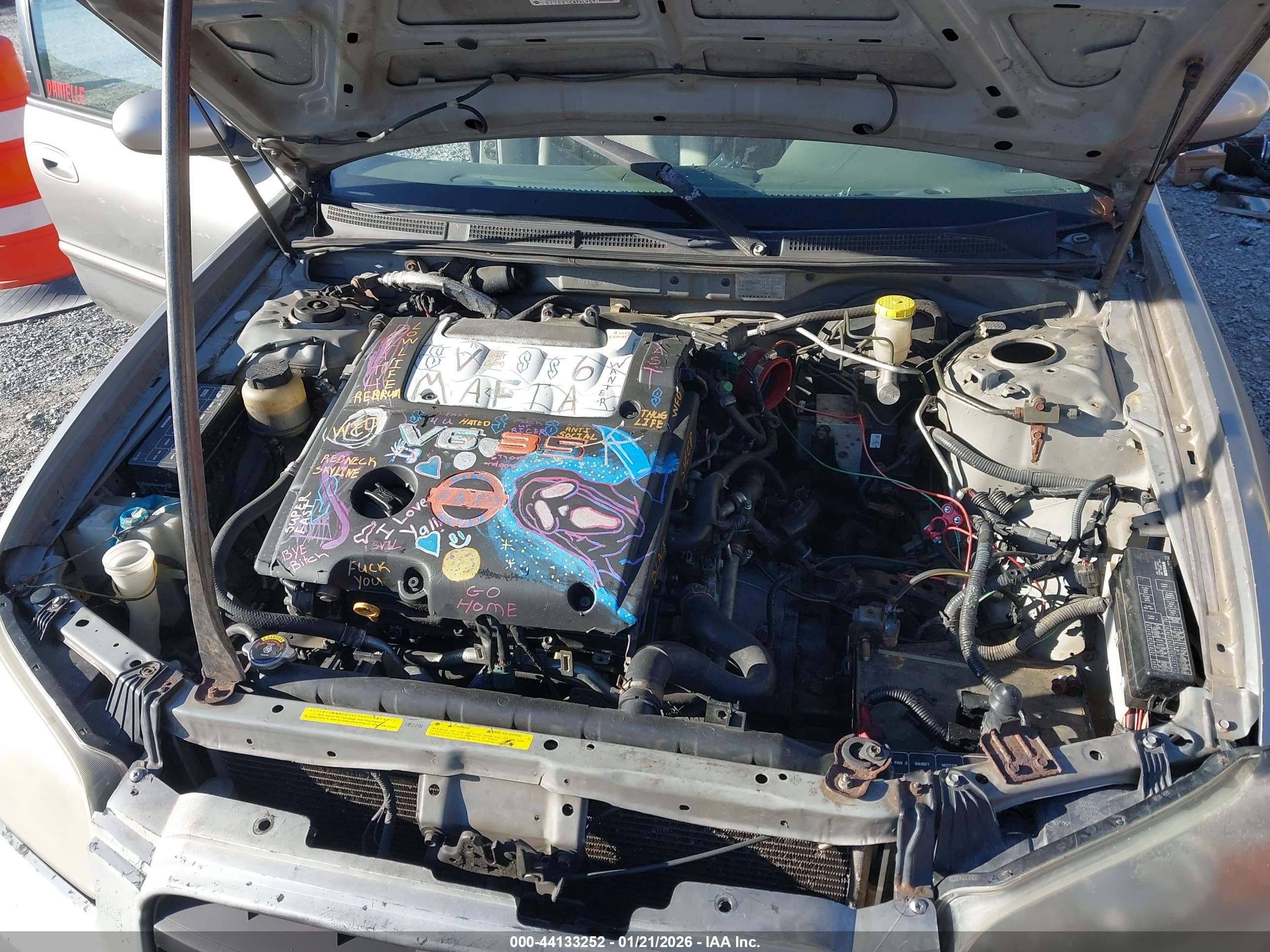 NISSAN MAXIMA image 10