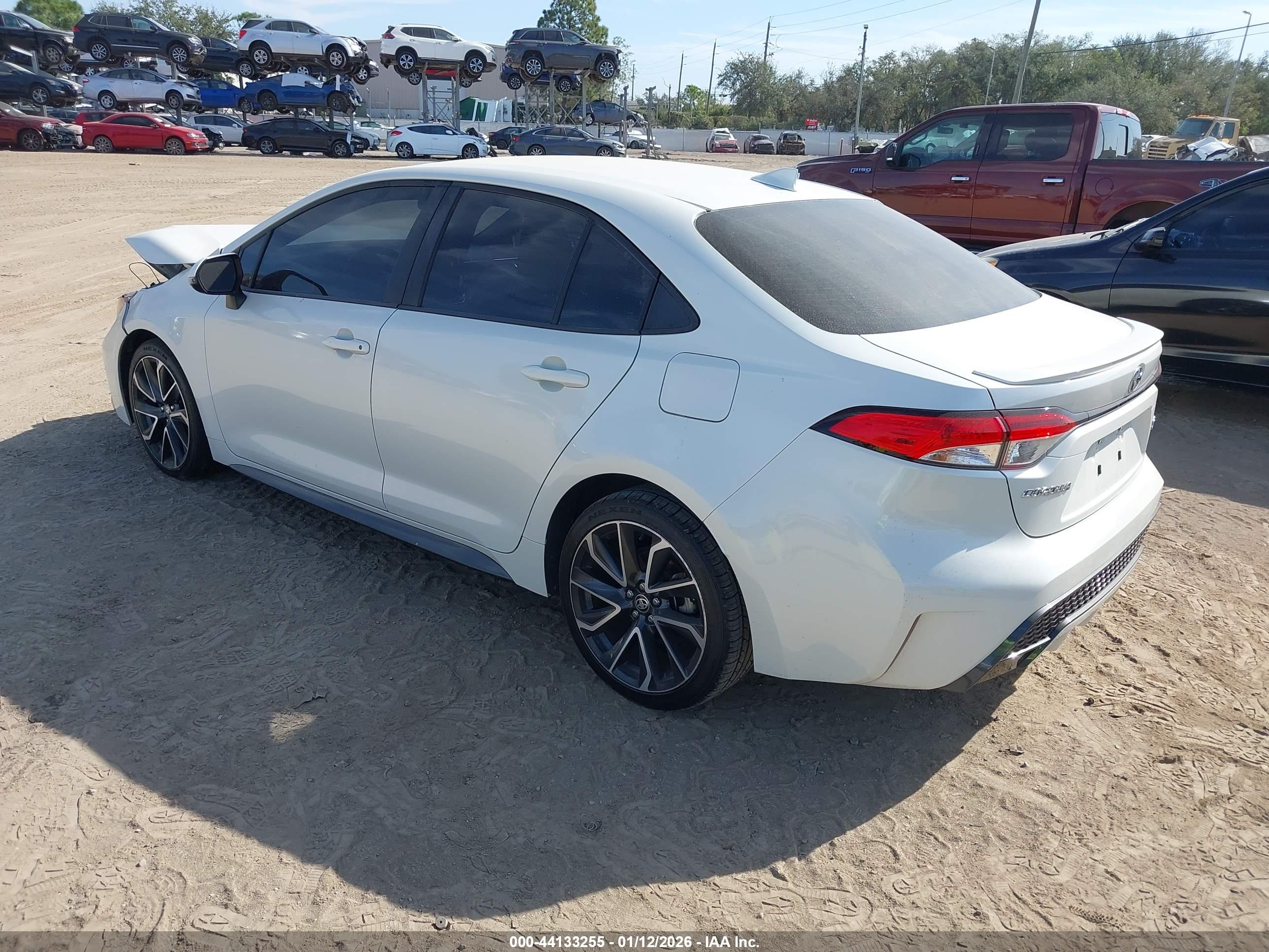 TOYOTA COROLLA image 3