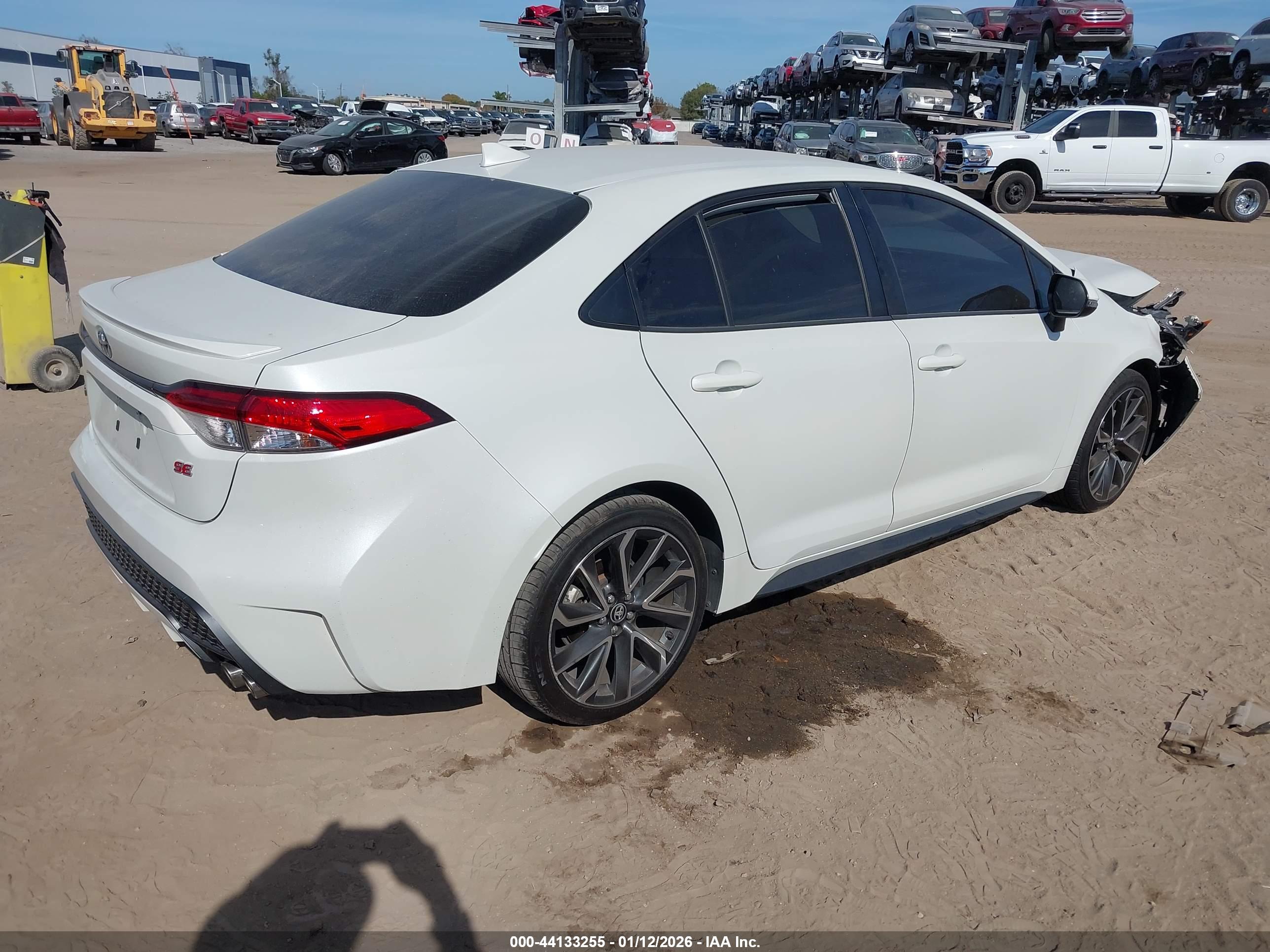 TOYOTA COROLLA image 4