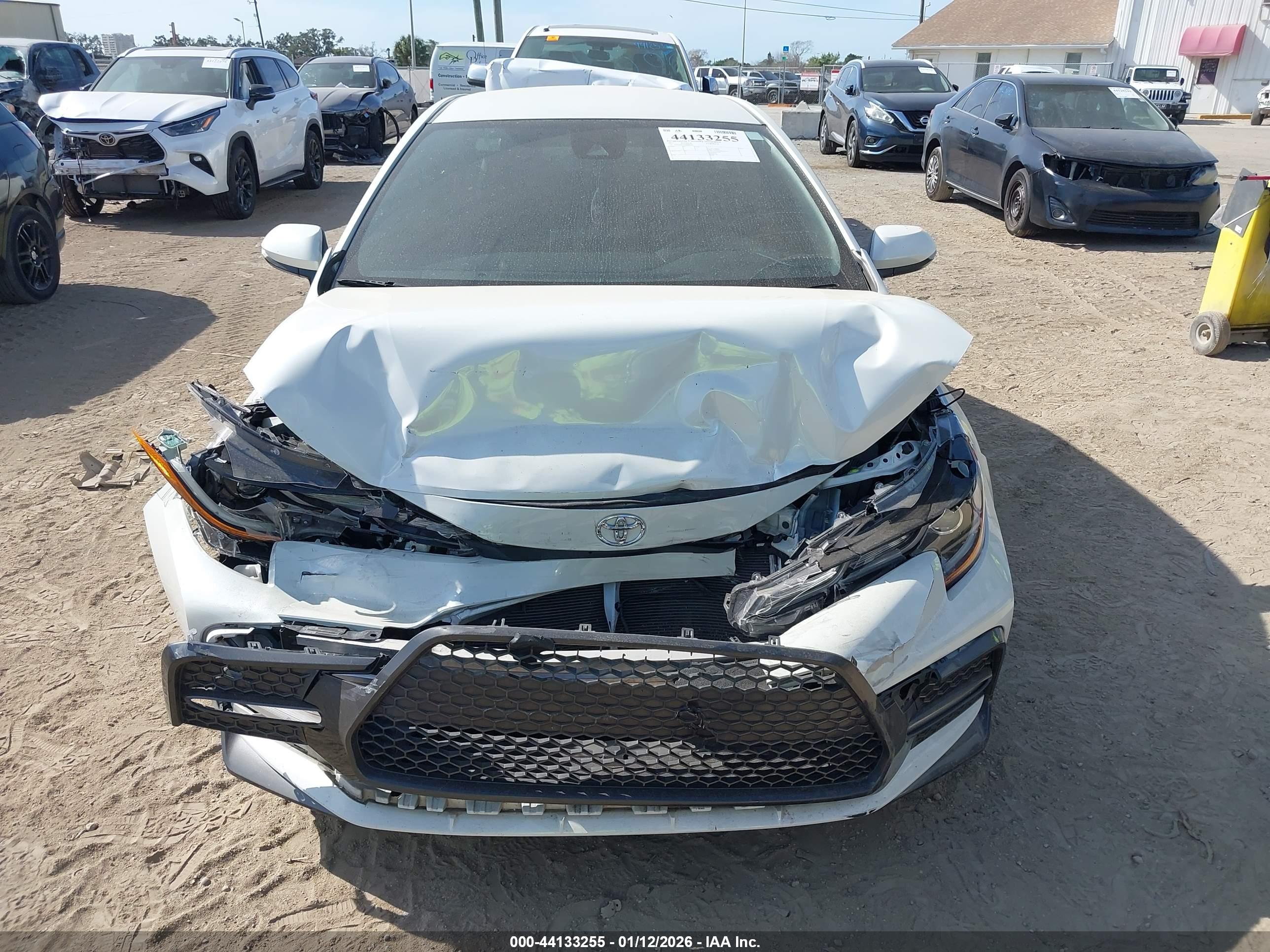TOYOTA COROLLA image 6