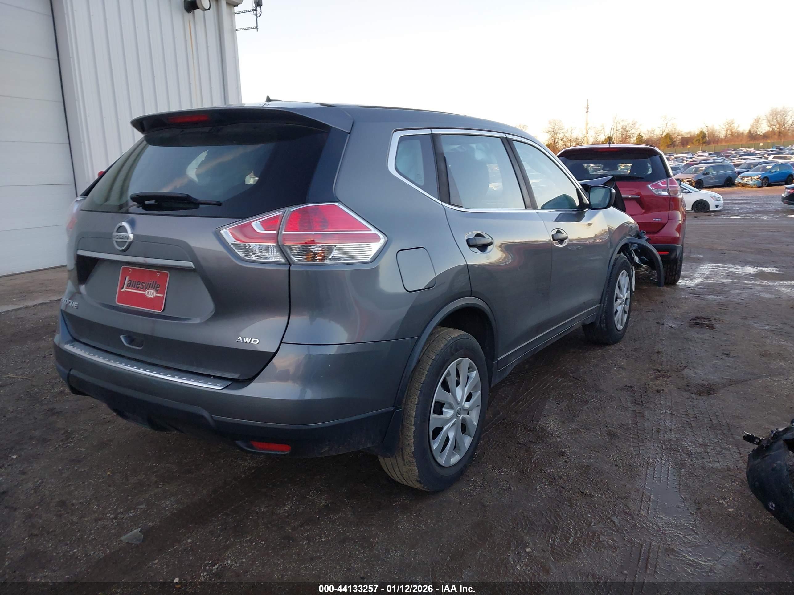 NISSAN ROGUE image 4