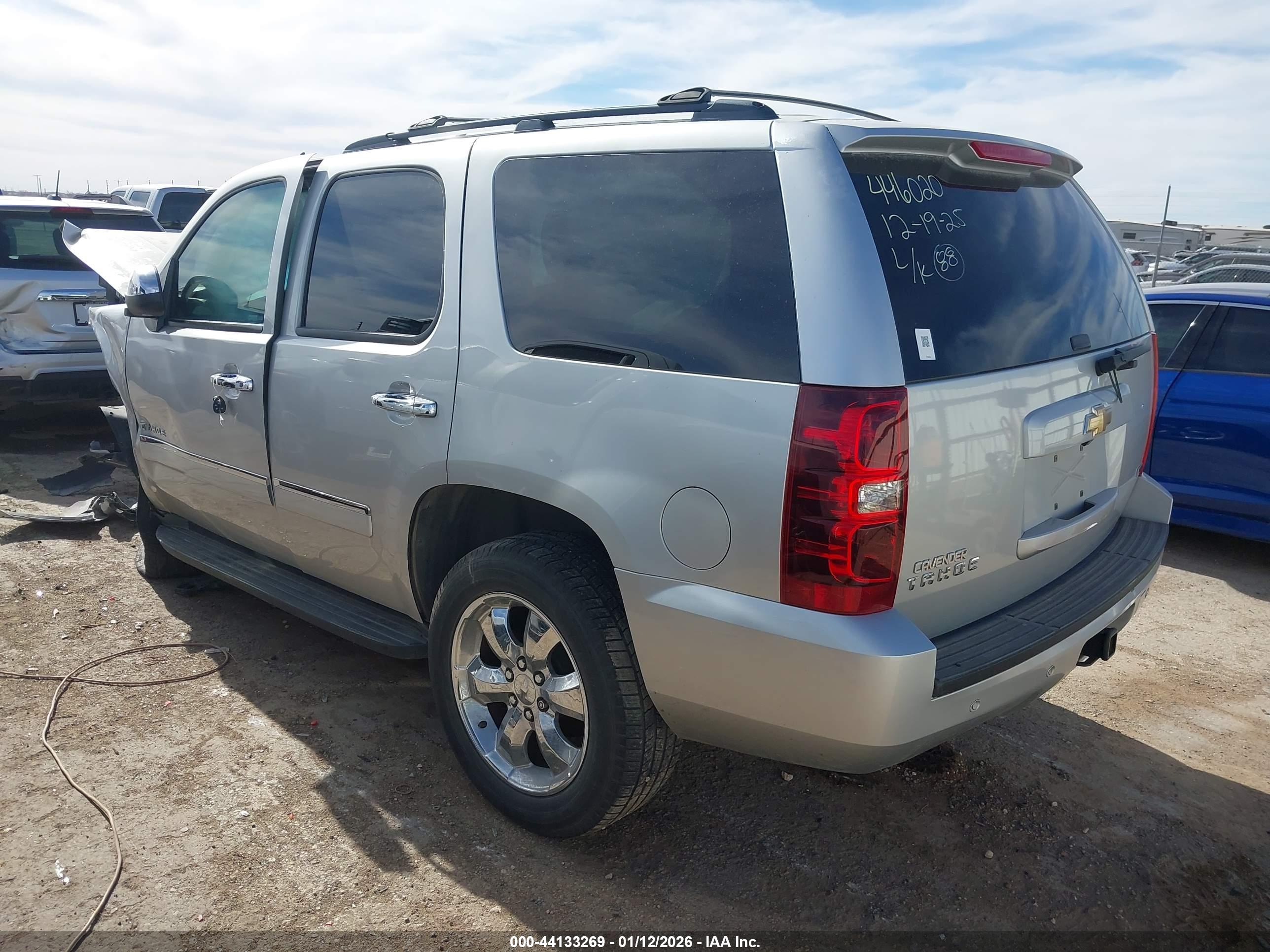 CHEVROLET TAHOE image 3