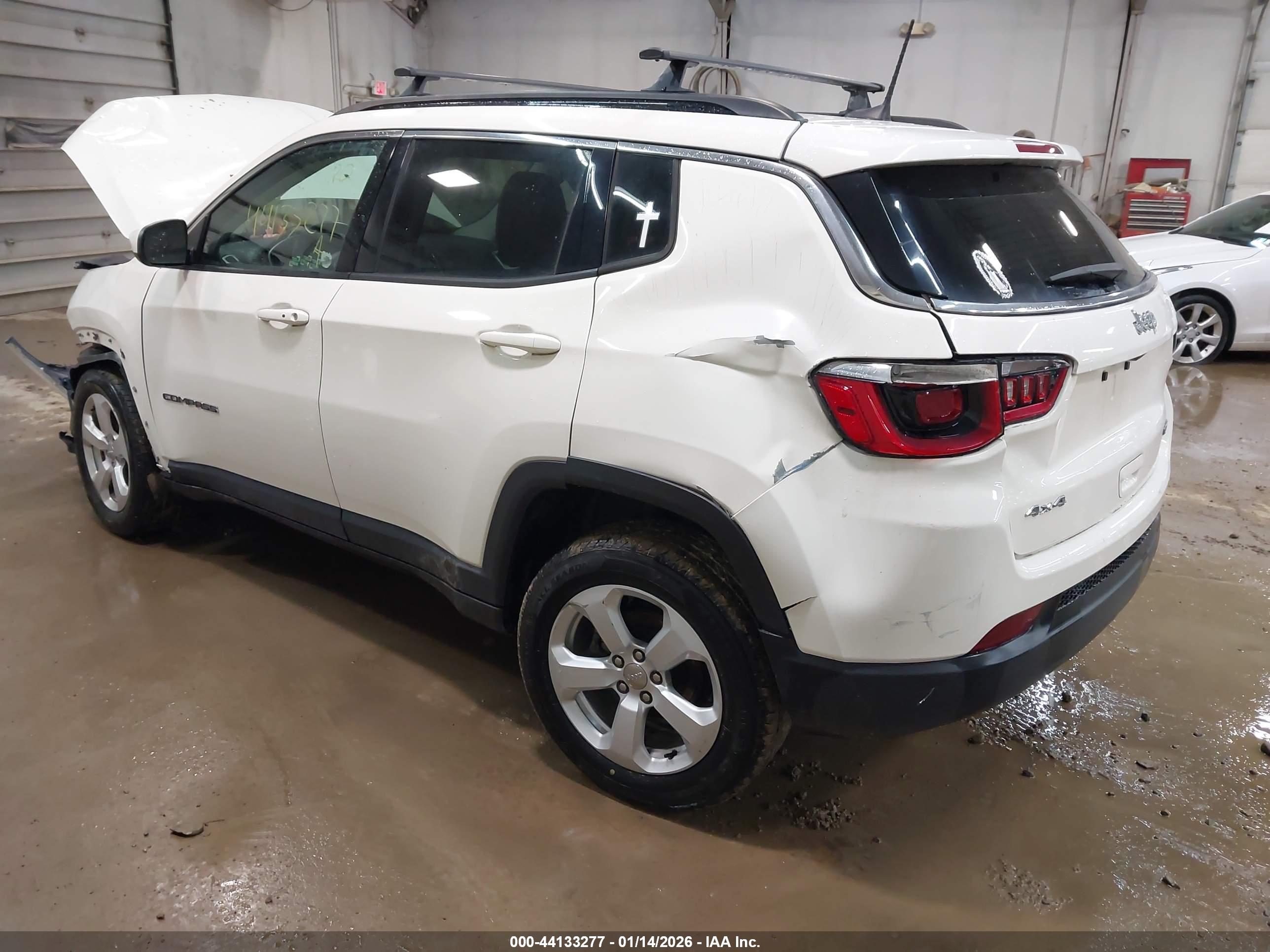 JEEP COMPASS image 3