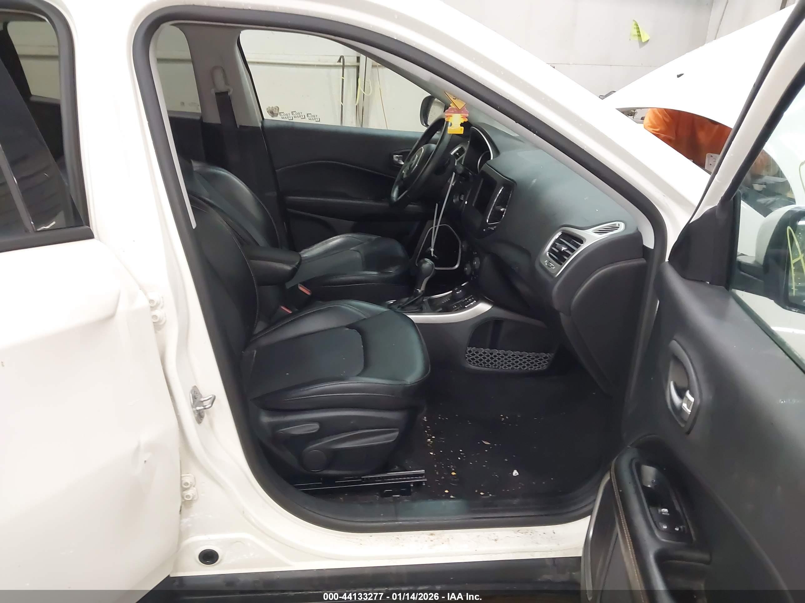 JEEP COMPASS image 5