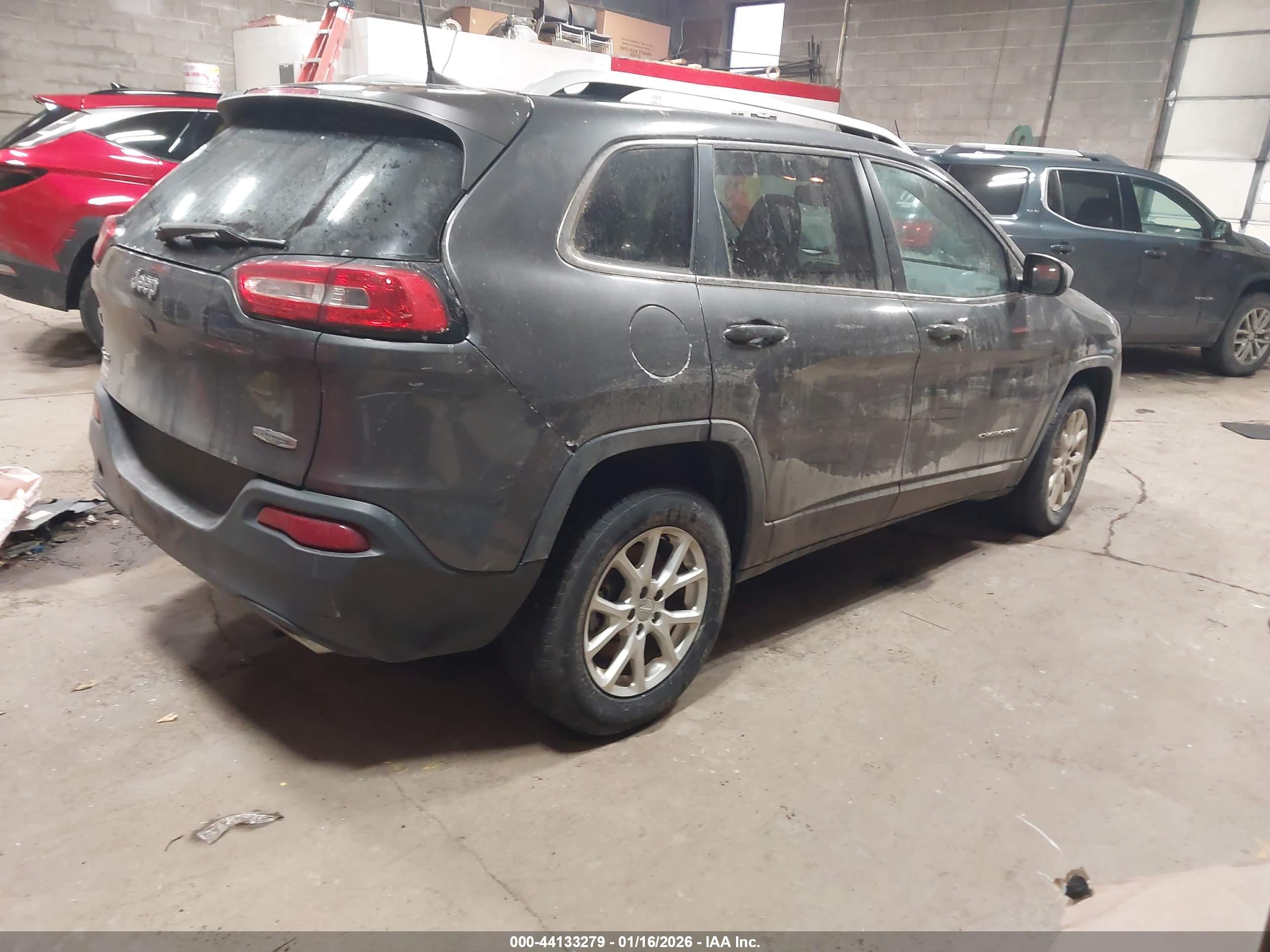 JEEP CHEROKEE image 4