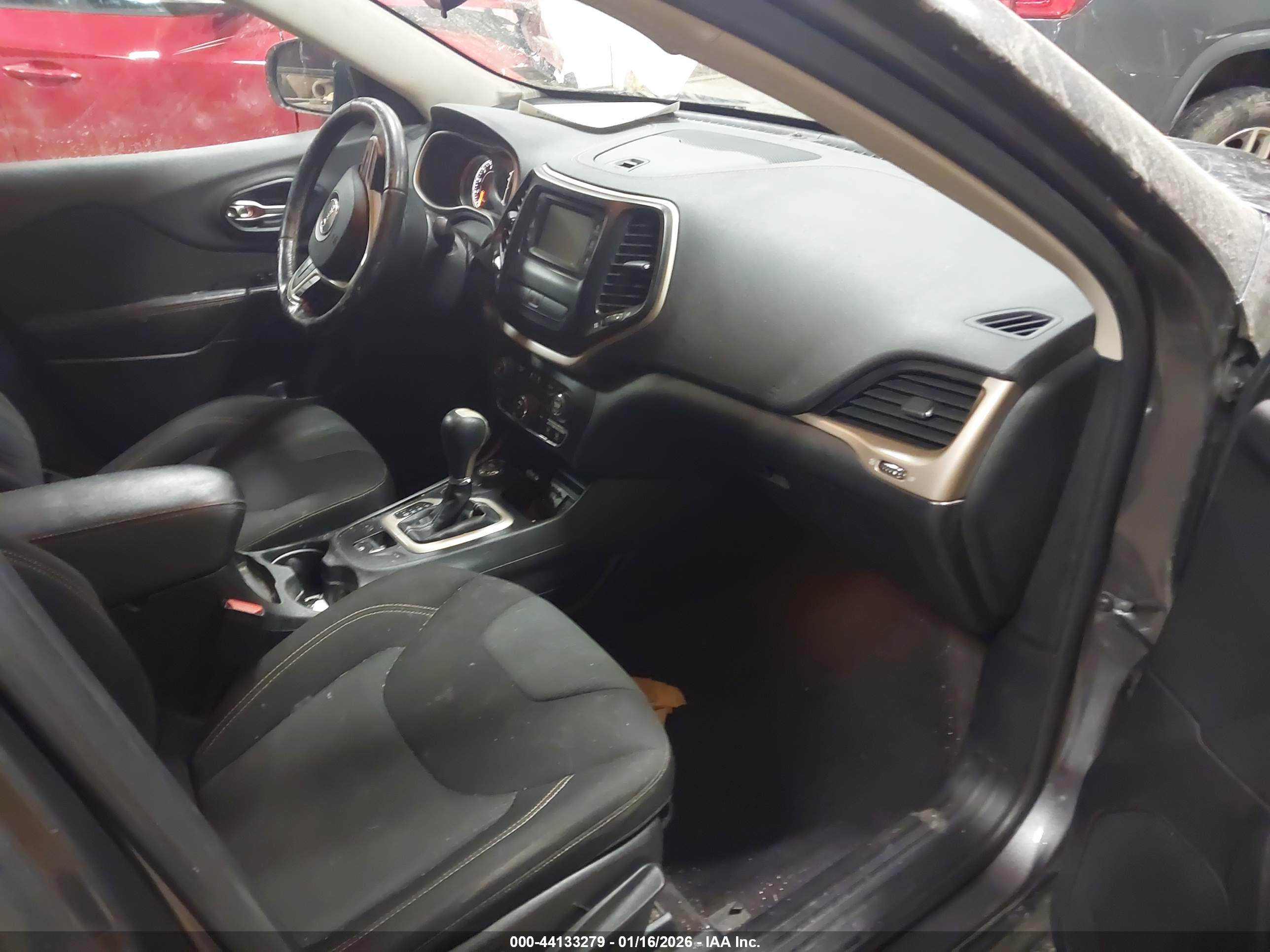 JEEP CHEROKEE image 5