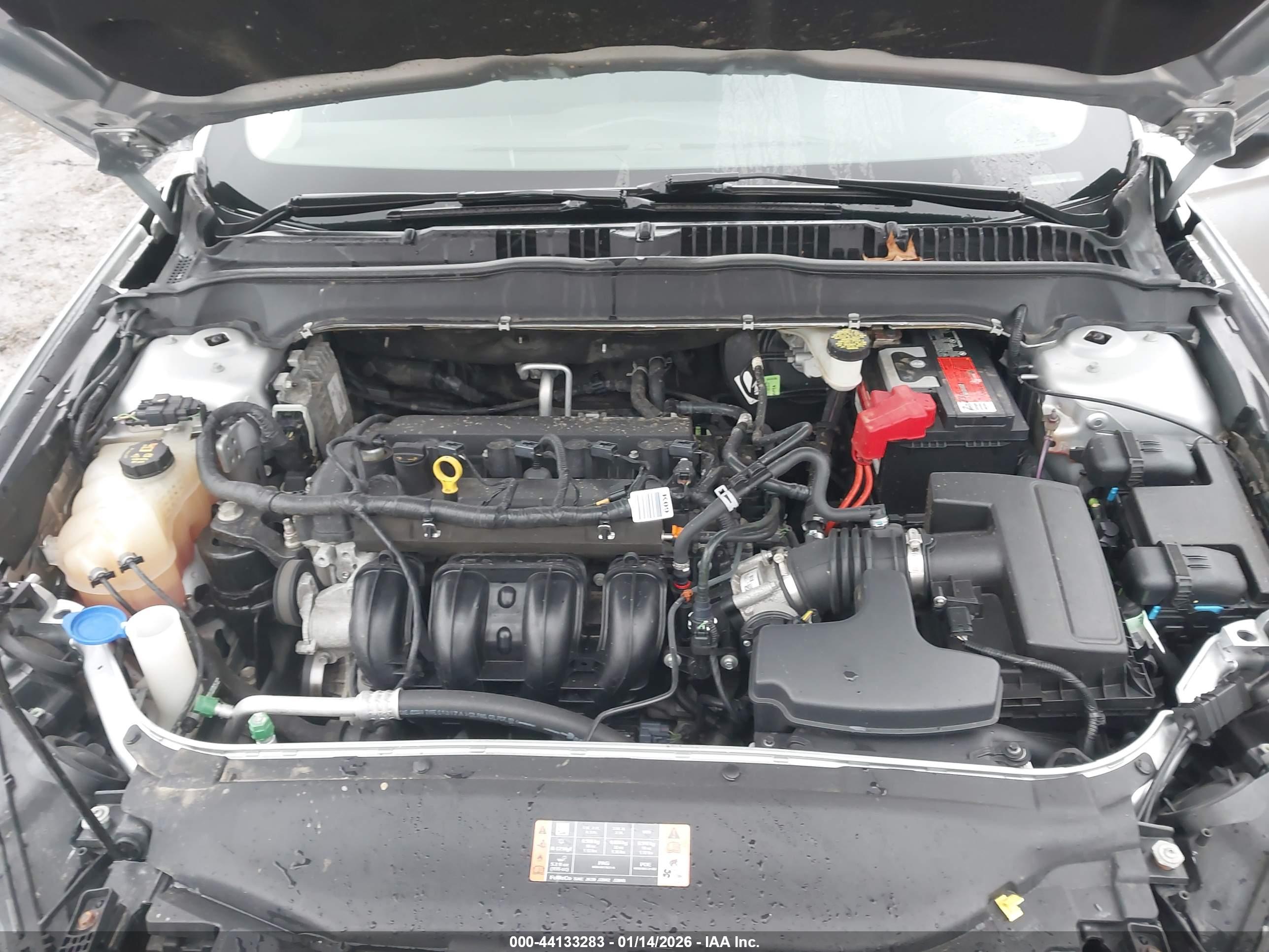 FORD FUSION image 10